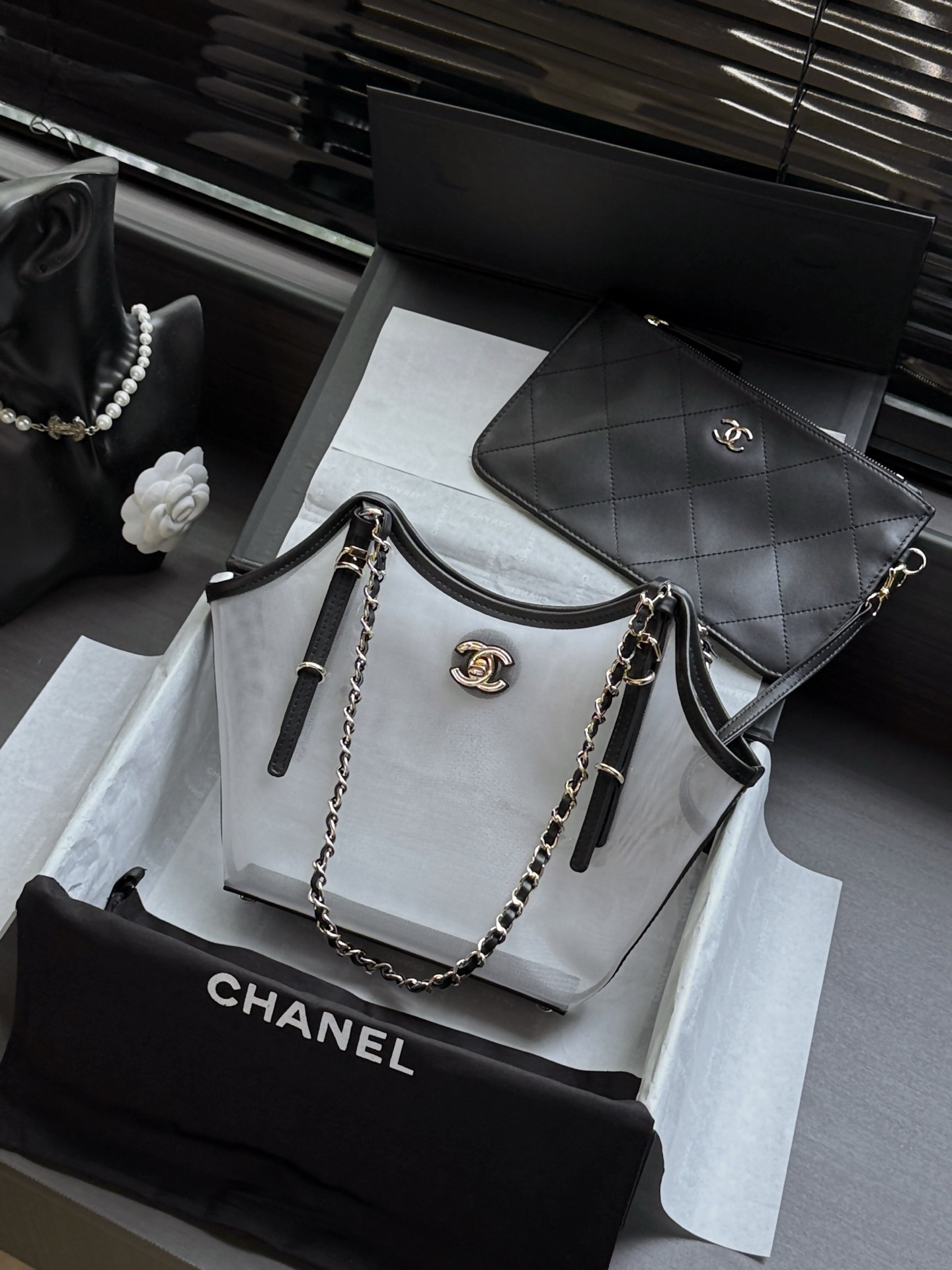 Chanel Shopping Bag AS6015 20x28x7cm