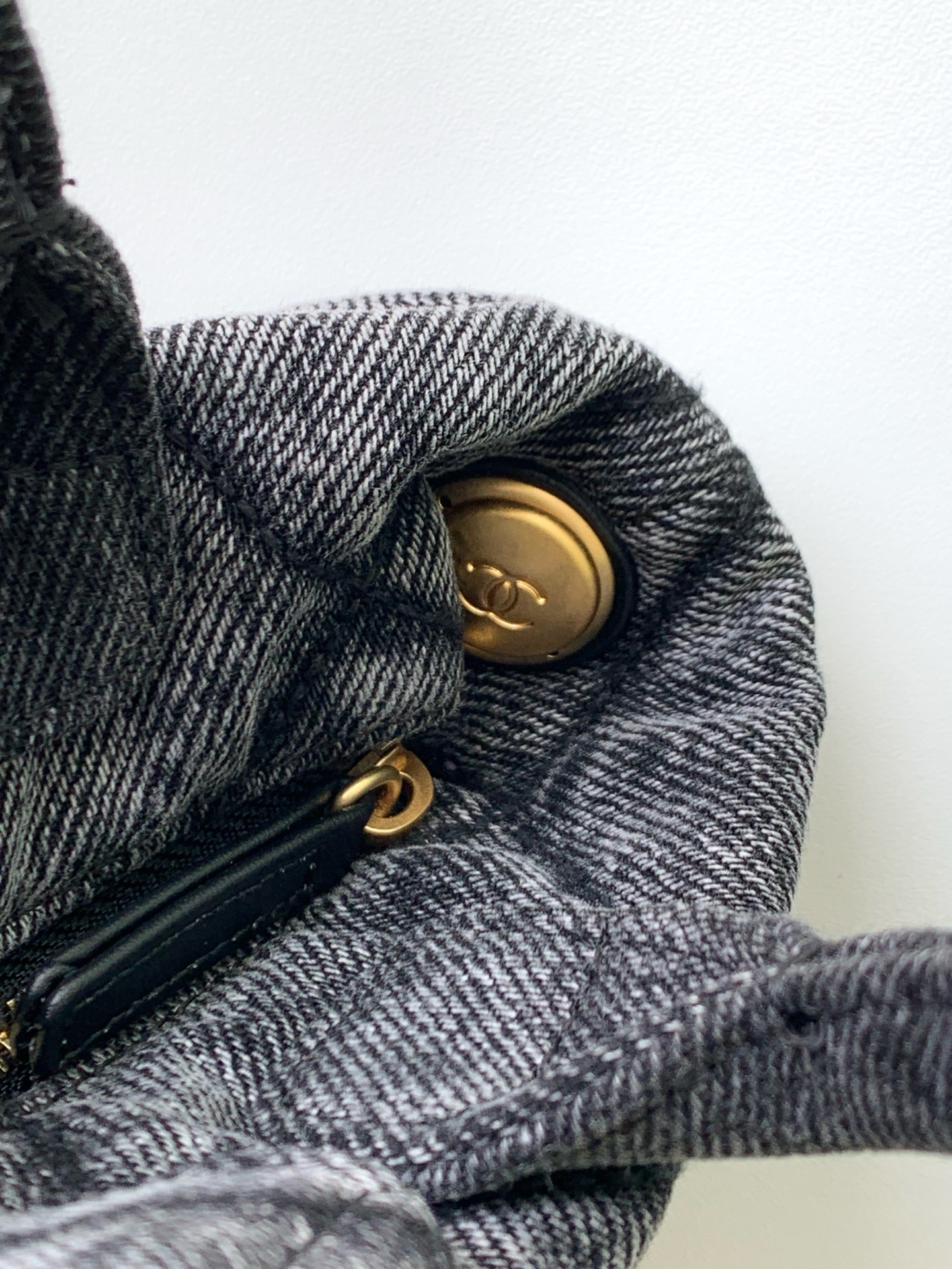 Chanel Mini Bow Bag 18x26x5cm