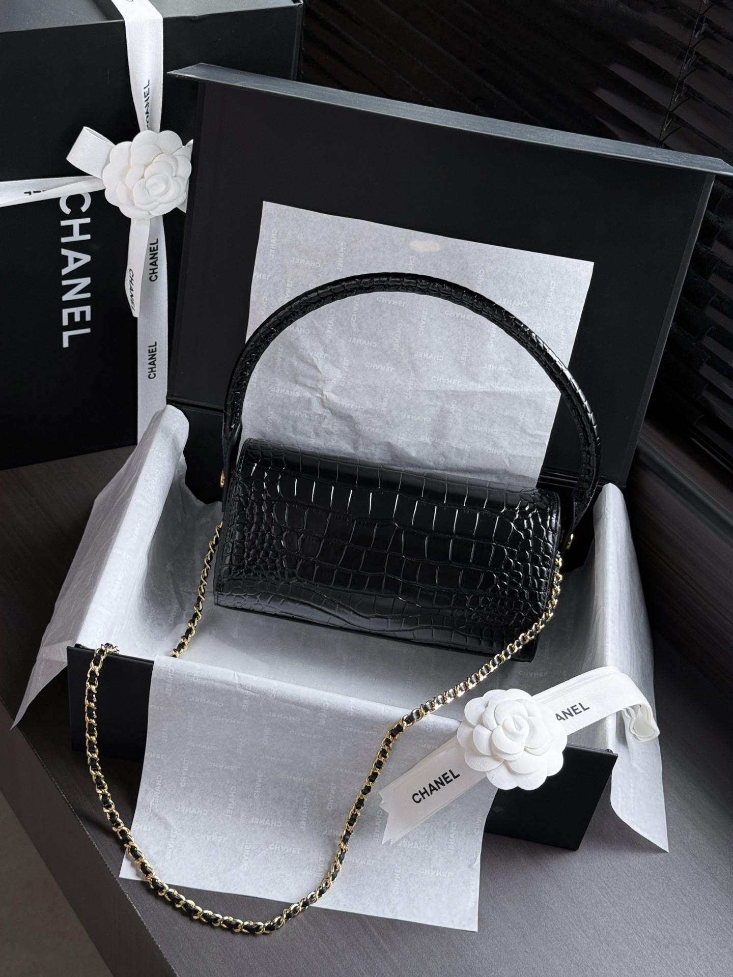 Chanel Clutch with chain AP5294 11x23x12.5cm