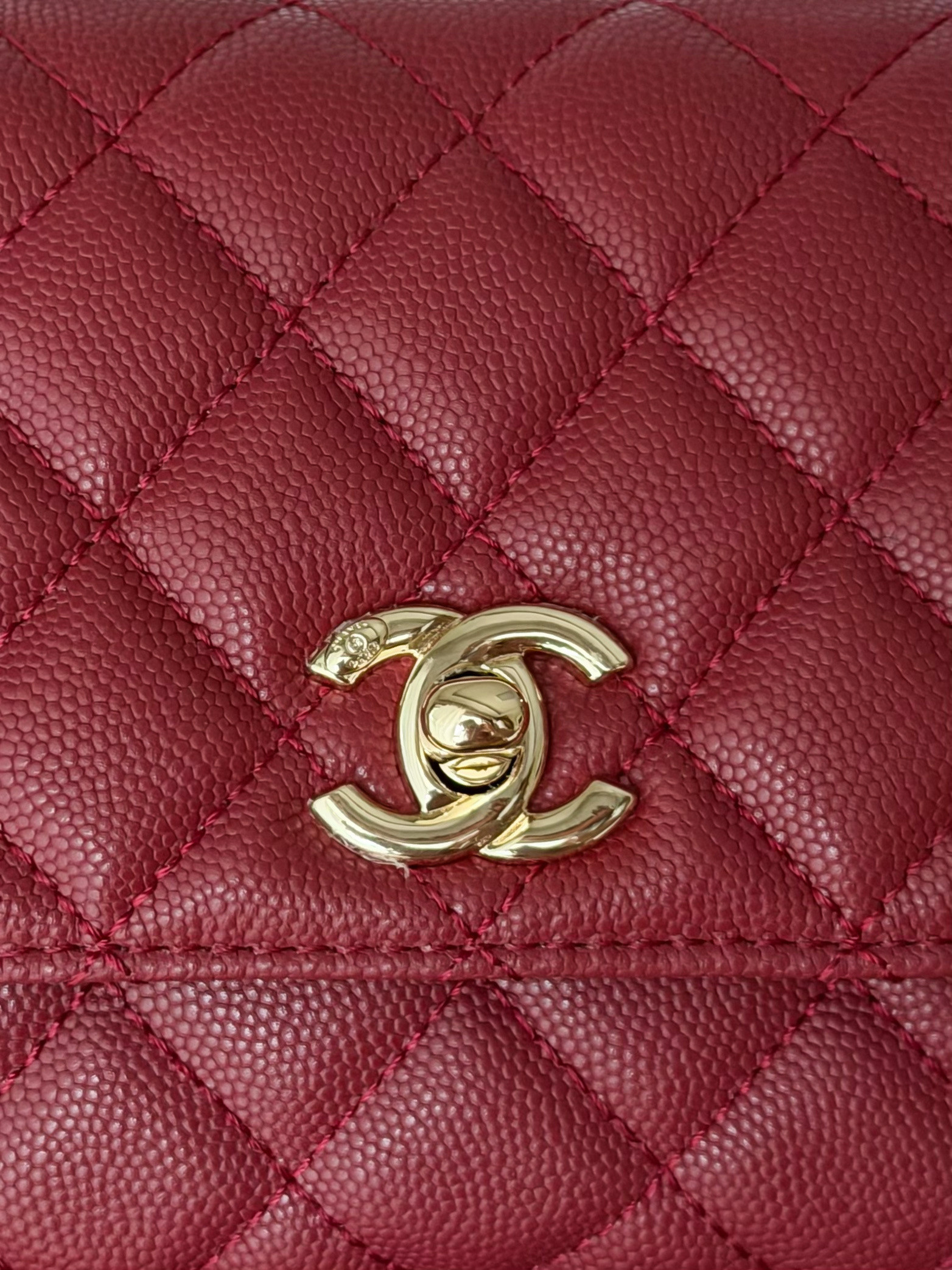CHANEL mini coco handle 13x19x9cm