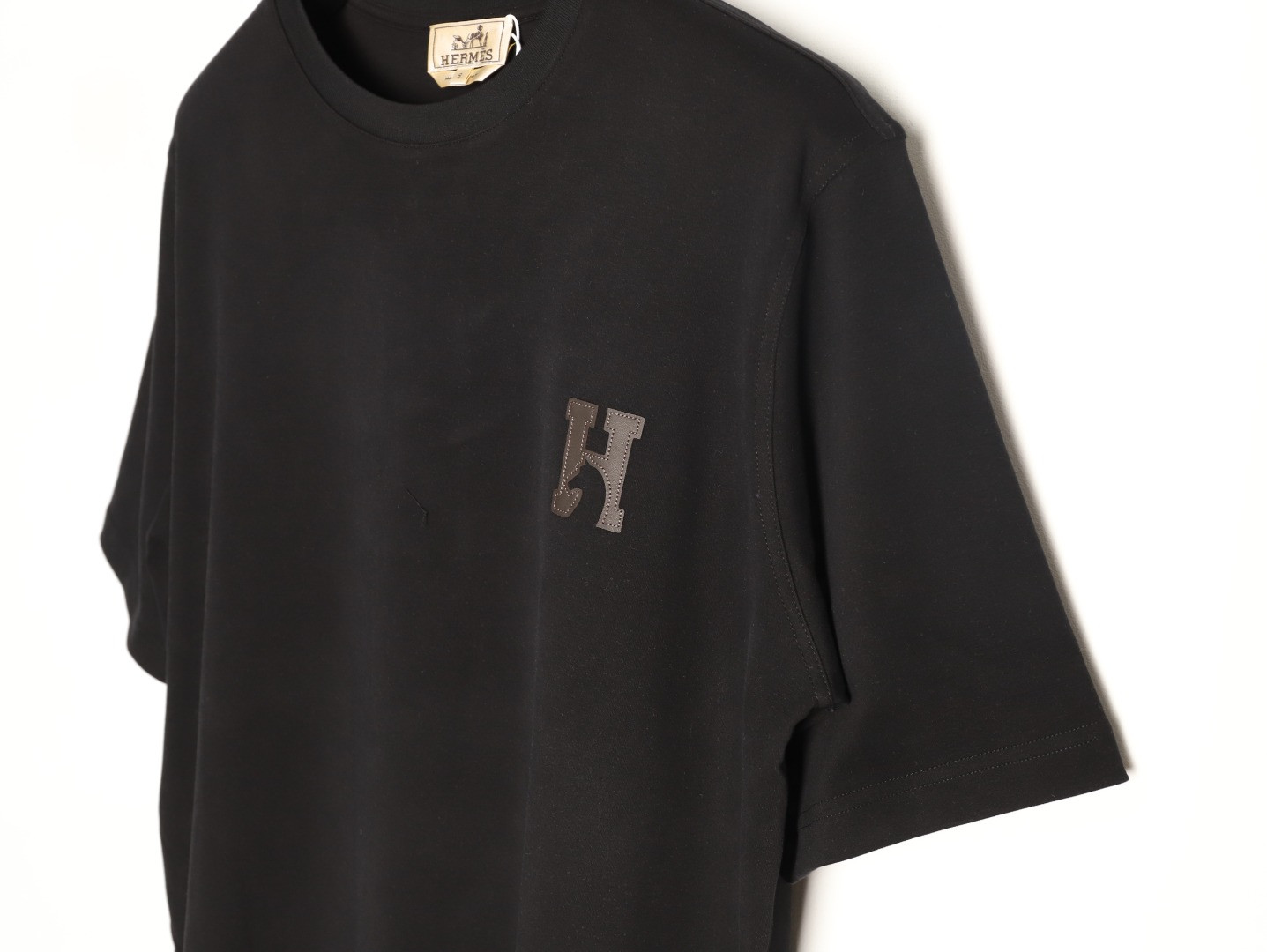 H**me5 short-sleeved t-shirt