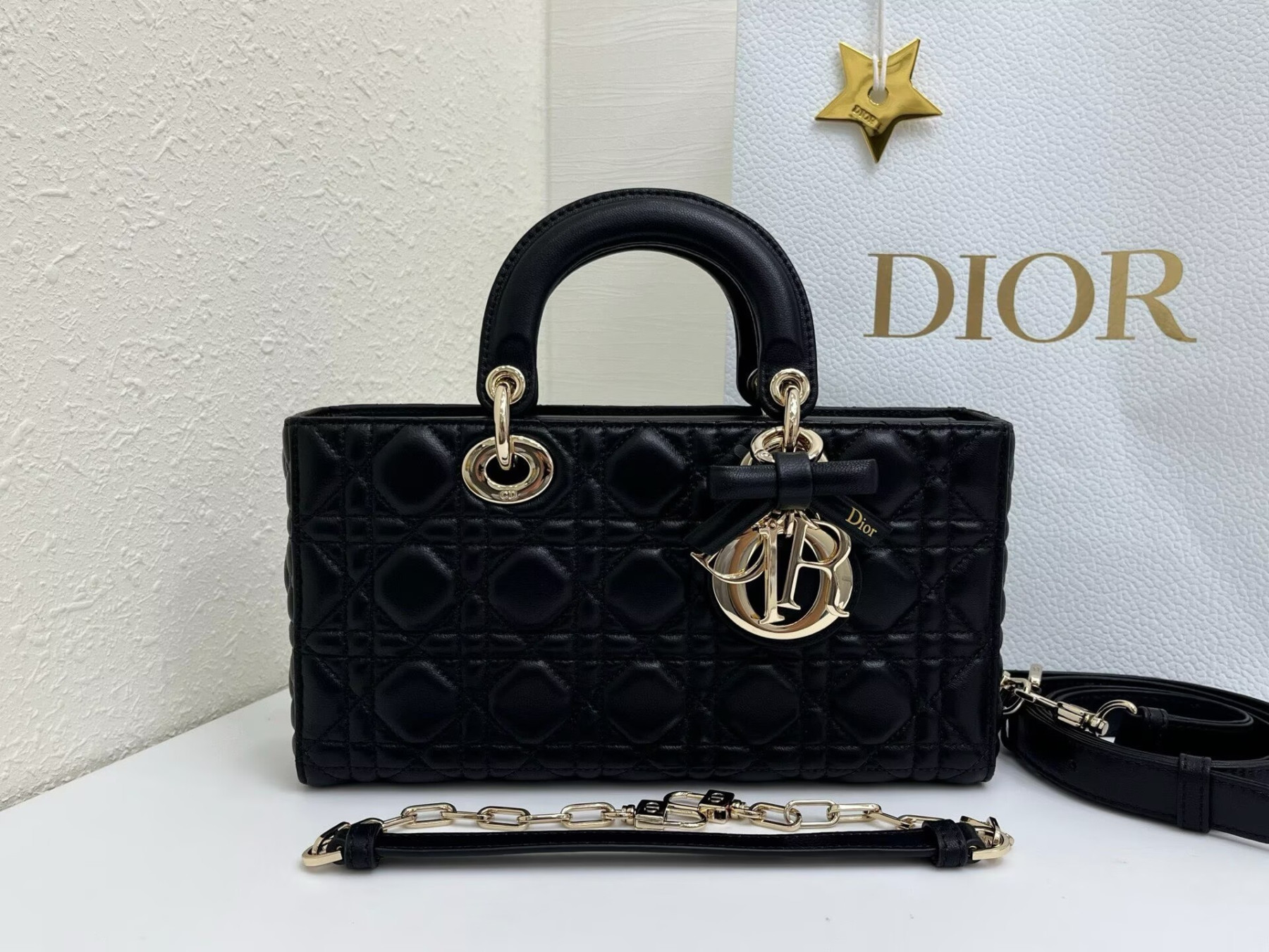 Dior Medium Lady D-Joy Bag 26 x13.5 x 5 cm