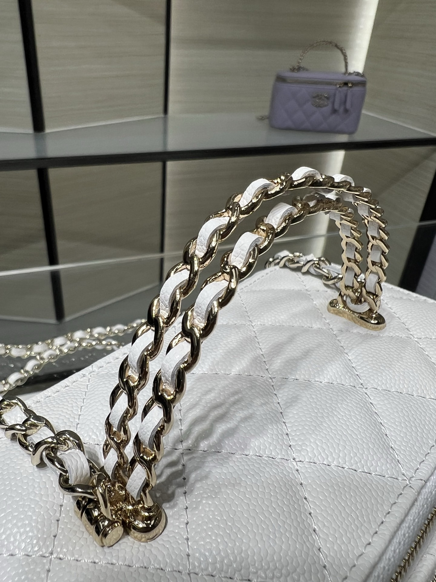CHANEL Vanity With Chain AP5182 9.5x17x8cm