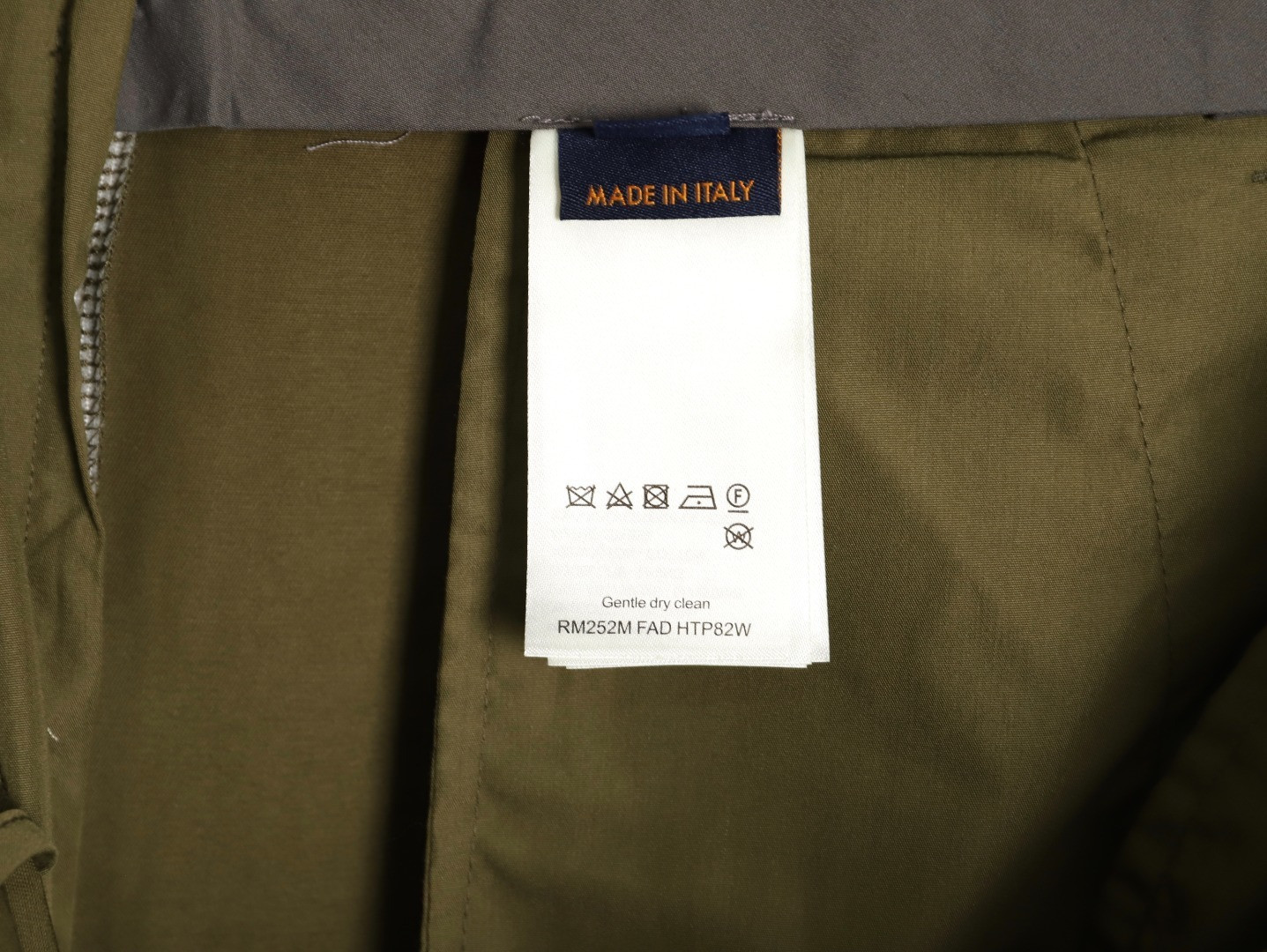 L0vis Vvtt0n Pants