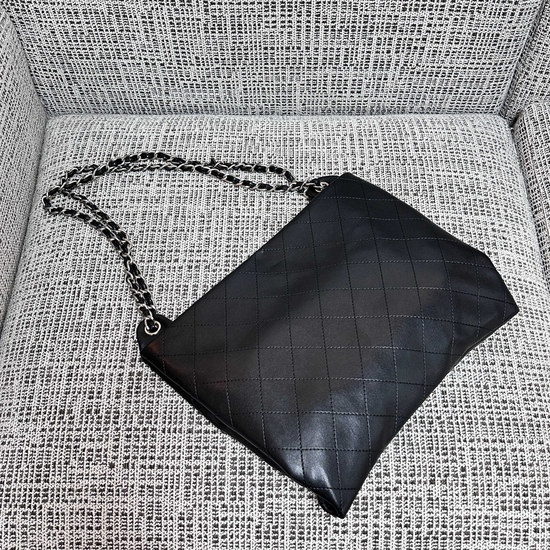 Chanel Hobo Bag 36x32x3cm