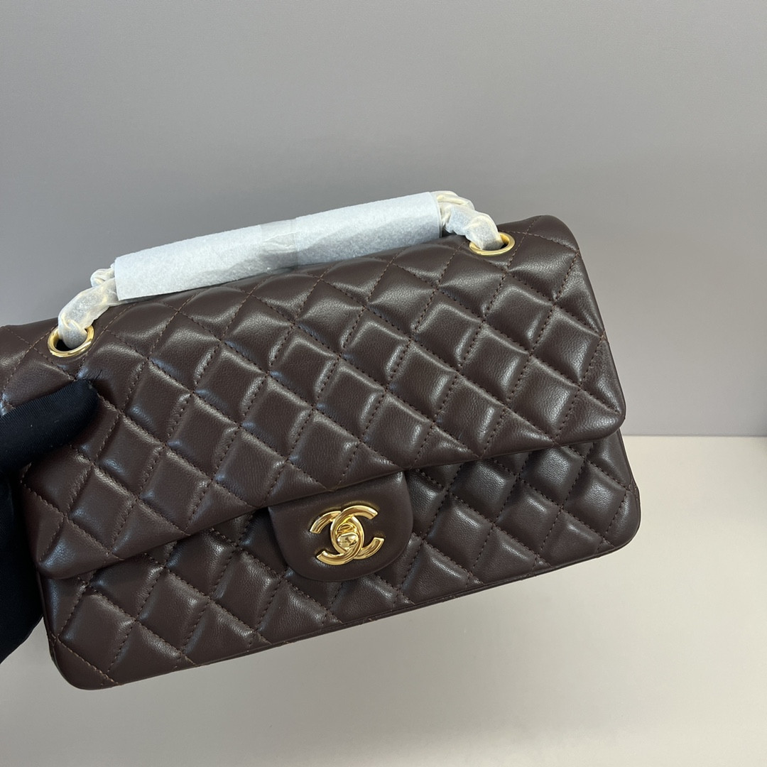 Chanel Classic Flap Bag 15x25.5x6cm
