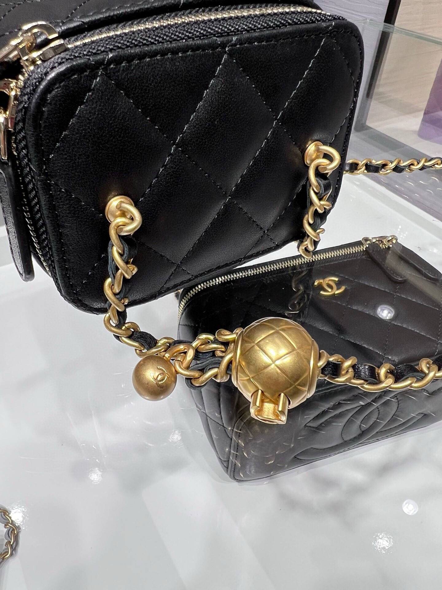 Chanel Small Vanity with Chain 8.5x11x7cm