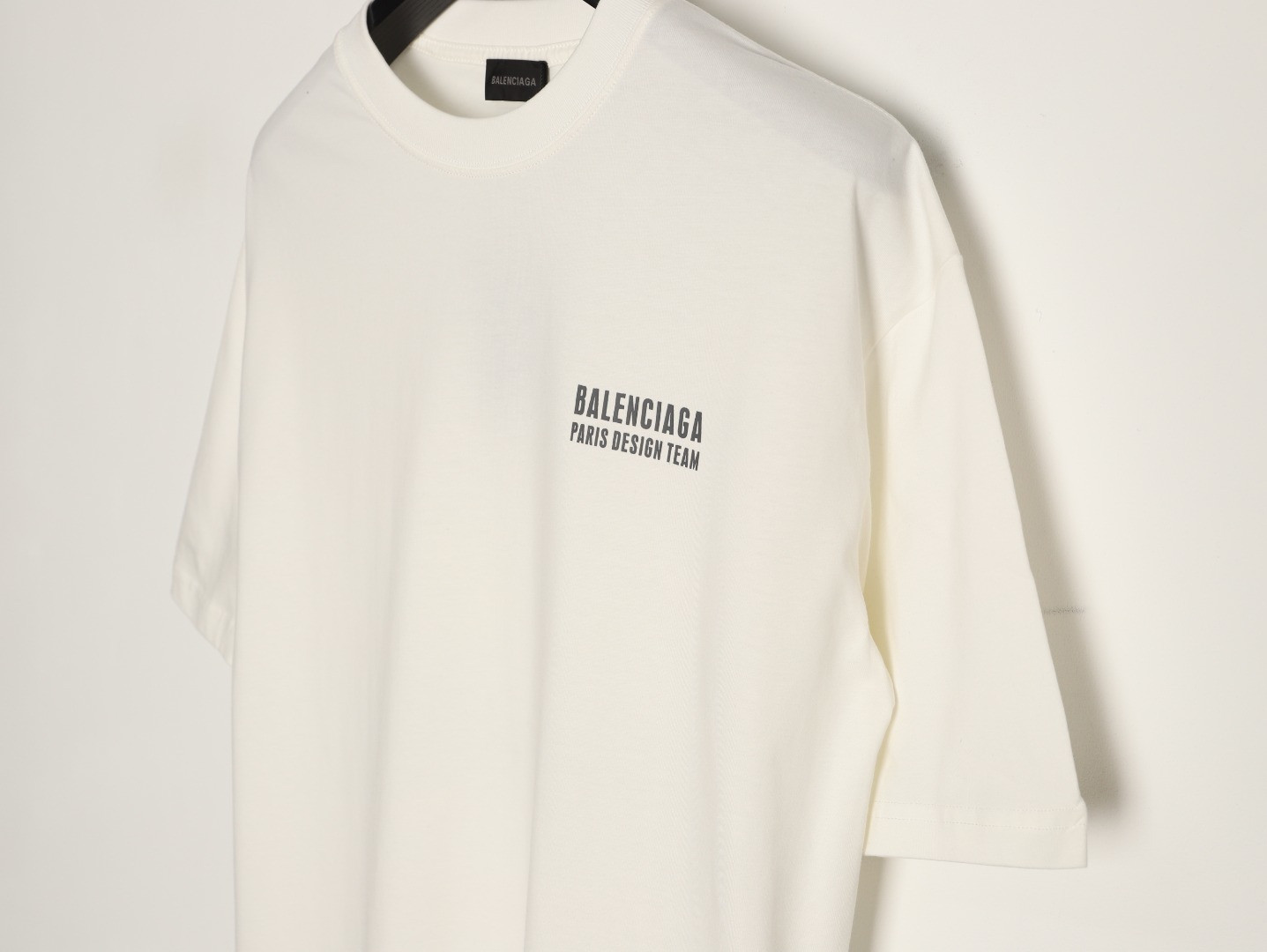 Ba1en*iaga short-sleeved t-shirt