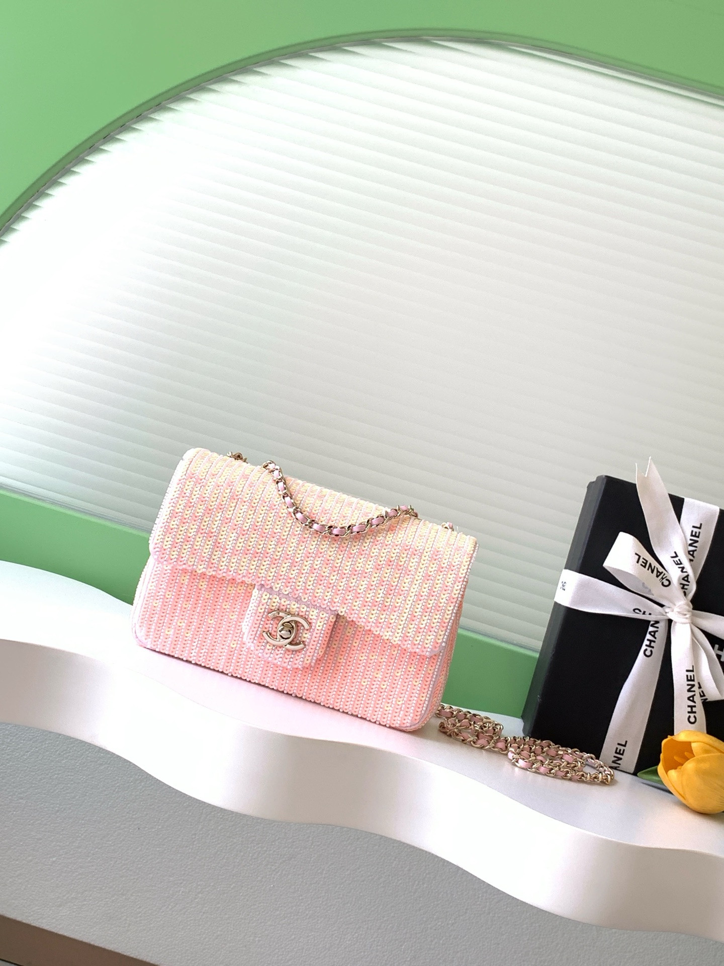 Chanel Flap Bag 21x14x8cm