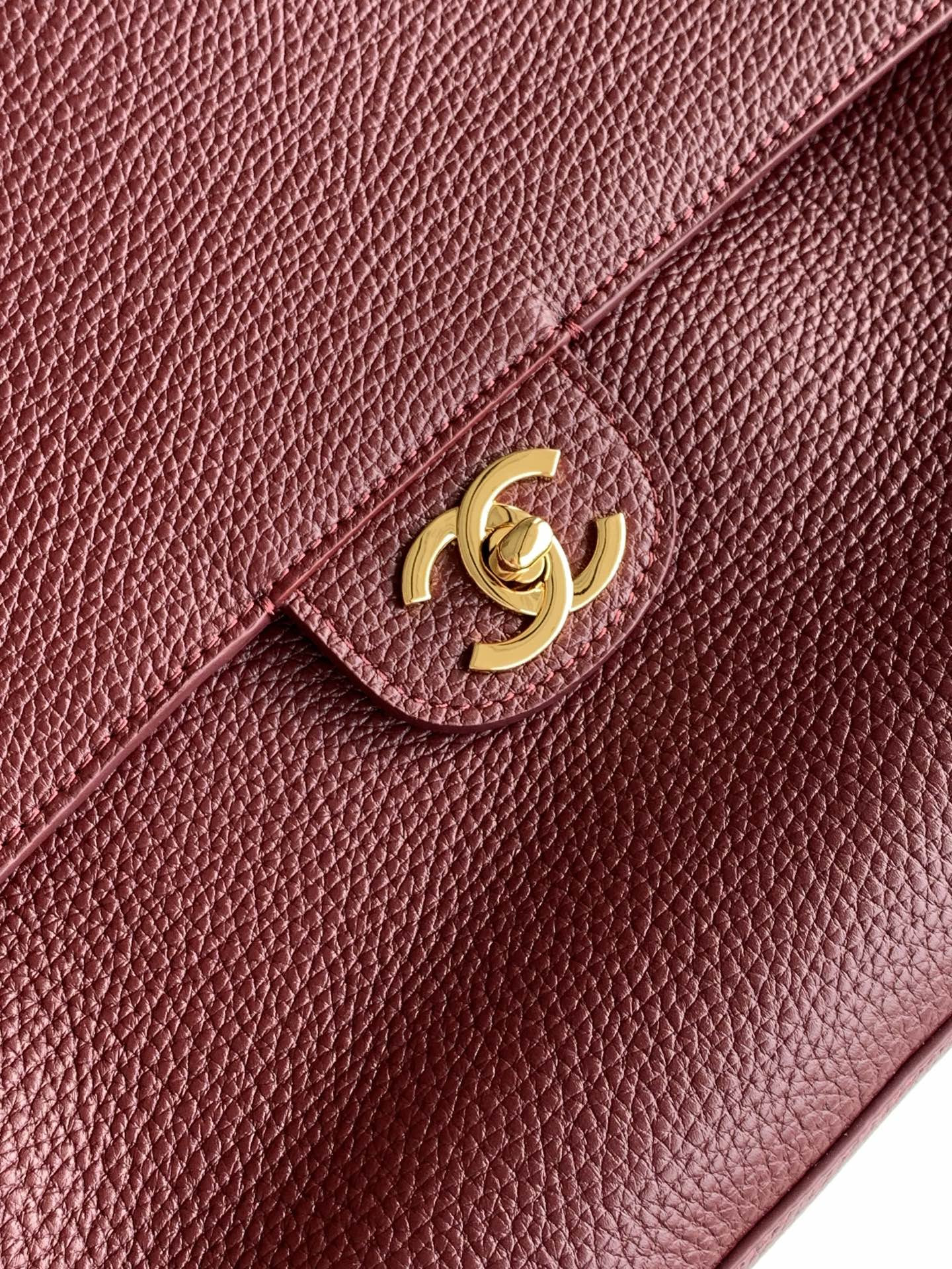 Chanel Maxi Flap Bag Gold hardware AS6233 26x38.5x11cm