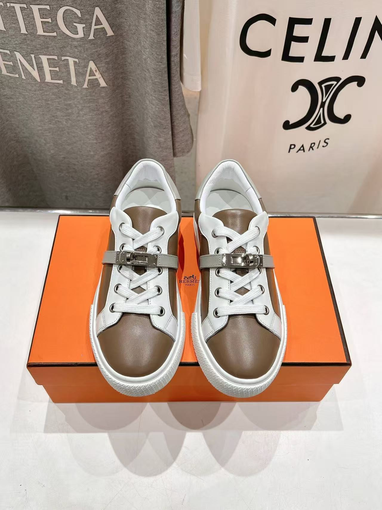 UA H**me5 Day Sneaker