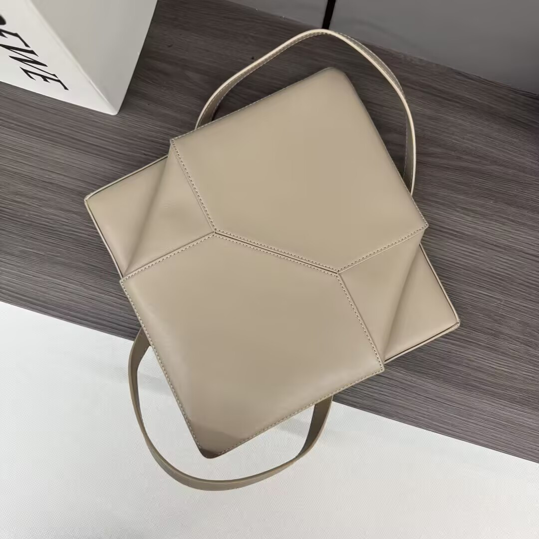 LOEWE Medium Puzzle Fold tote 25.5x14.5x31.5cm
