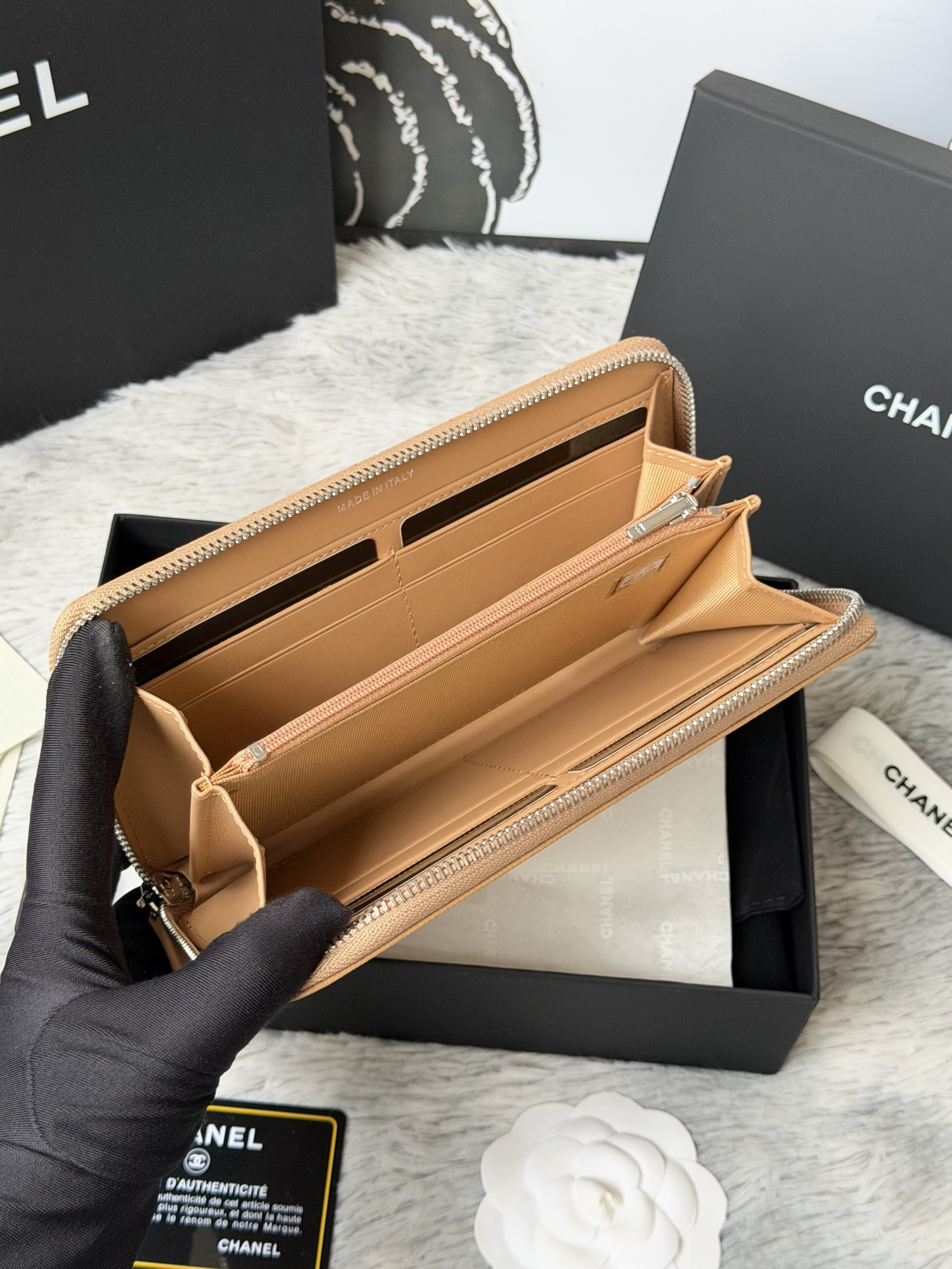 Chanel Zip Around Wallet 80758 10x19x3cm