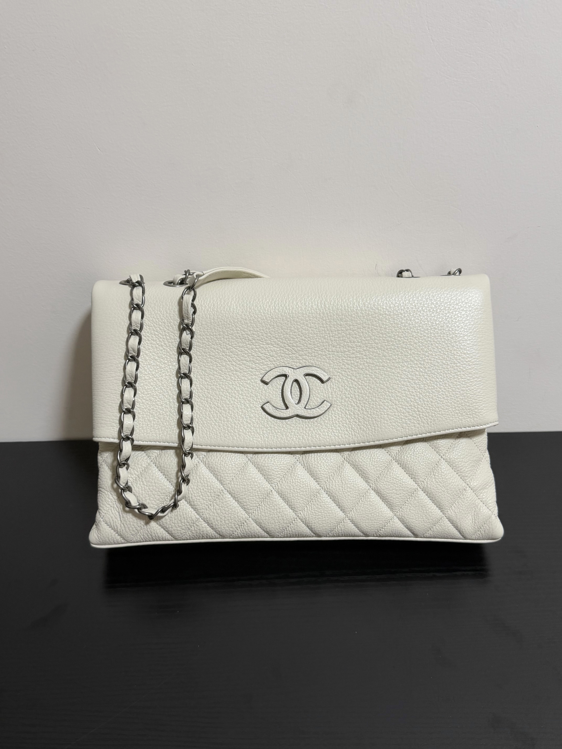 Chanel Hampton Flap Handbag AS7095 32x19x7.5cm