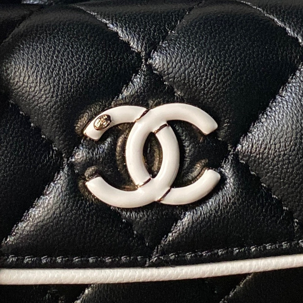 Chanel Backpack 18x13x9cm
