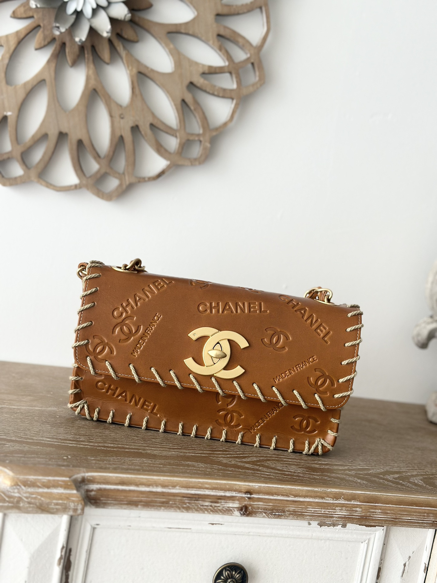 Chanel Flap Bag 25x14x6cm