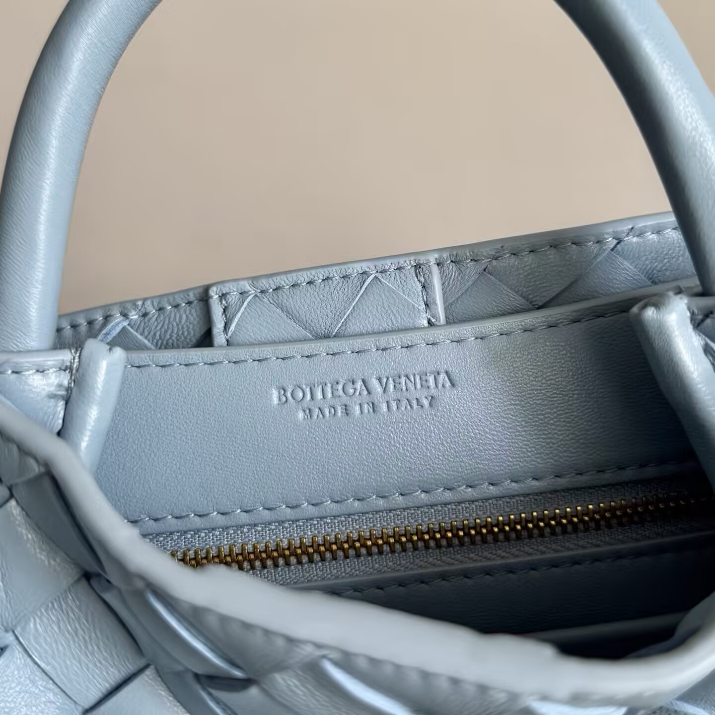 Bottega Veneta Mini Andiamo 20x15x9cm