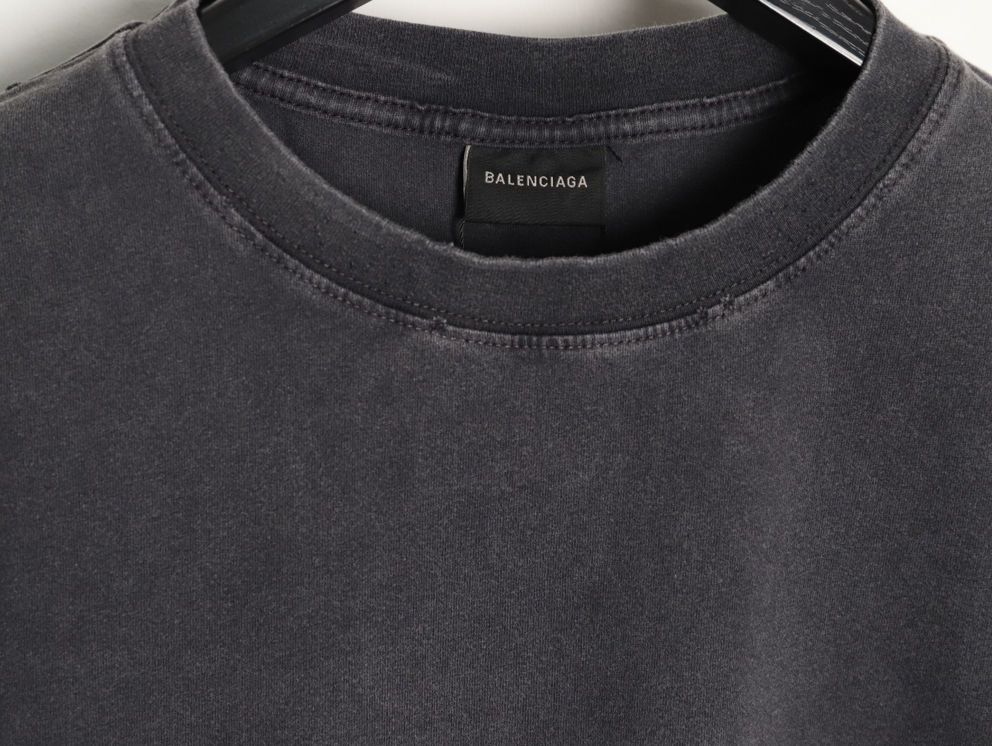 Ba1en*iaga short-sleeved t-shirt
