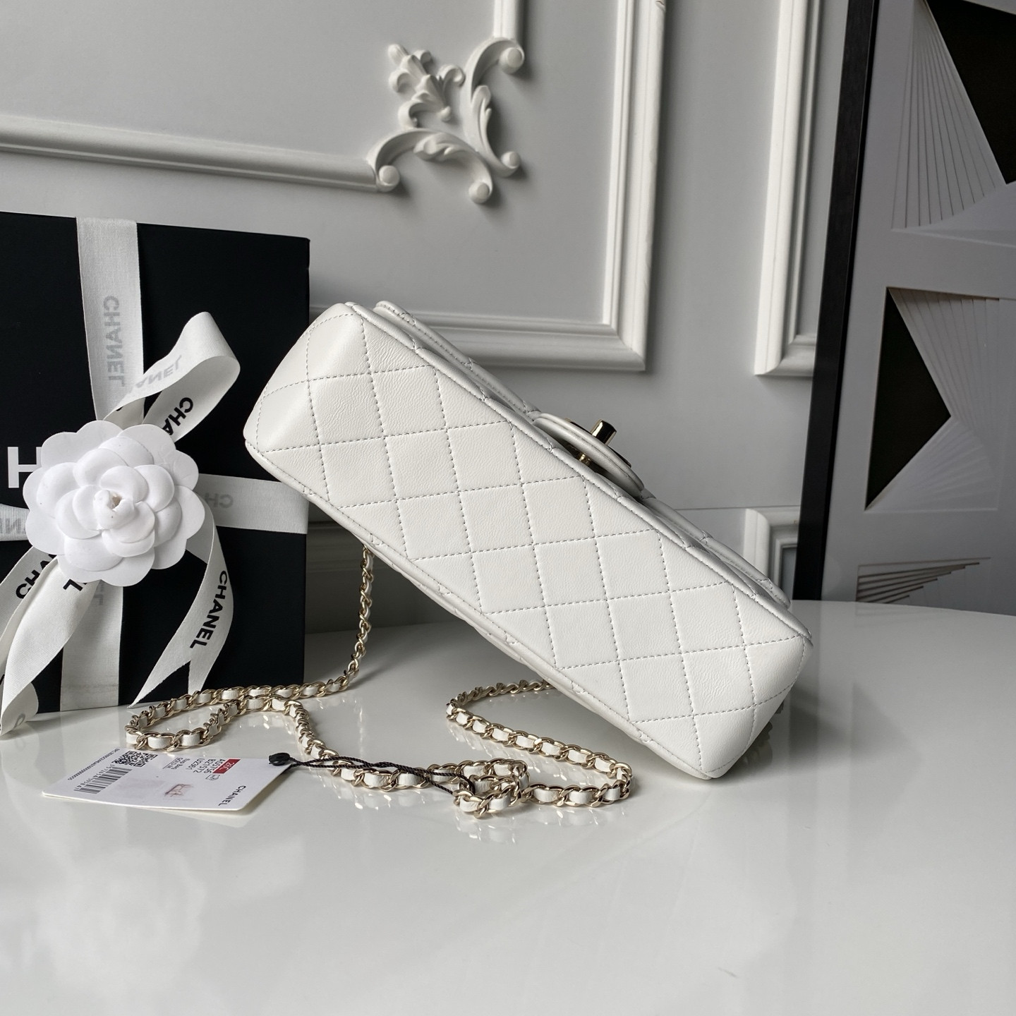 Chanel Classic Flap Handbag CF AS5756 14.5x23.5x7cm