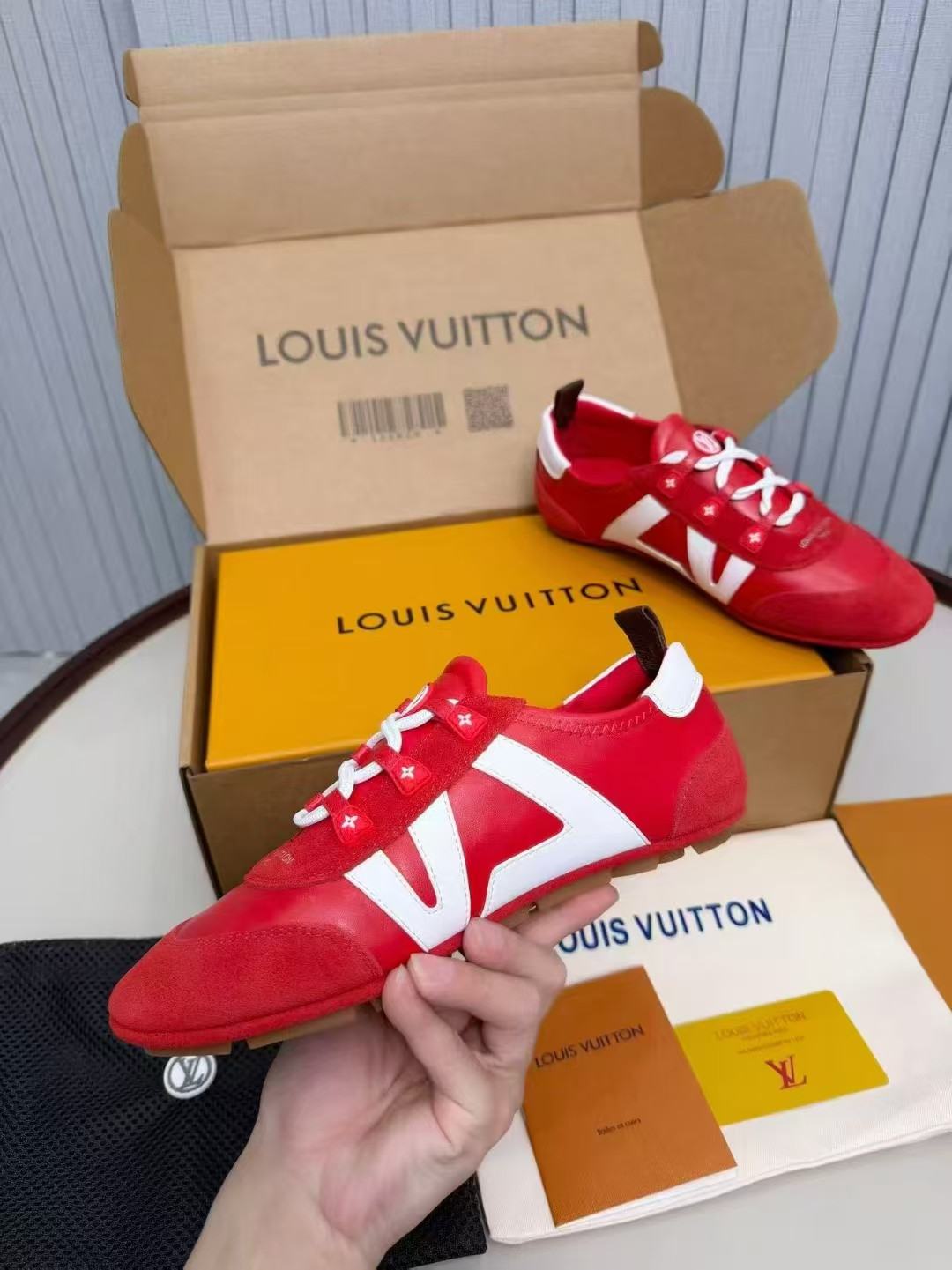 UA LV Sneaker