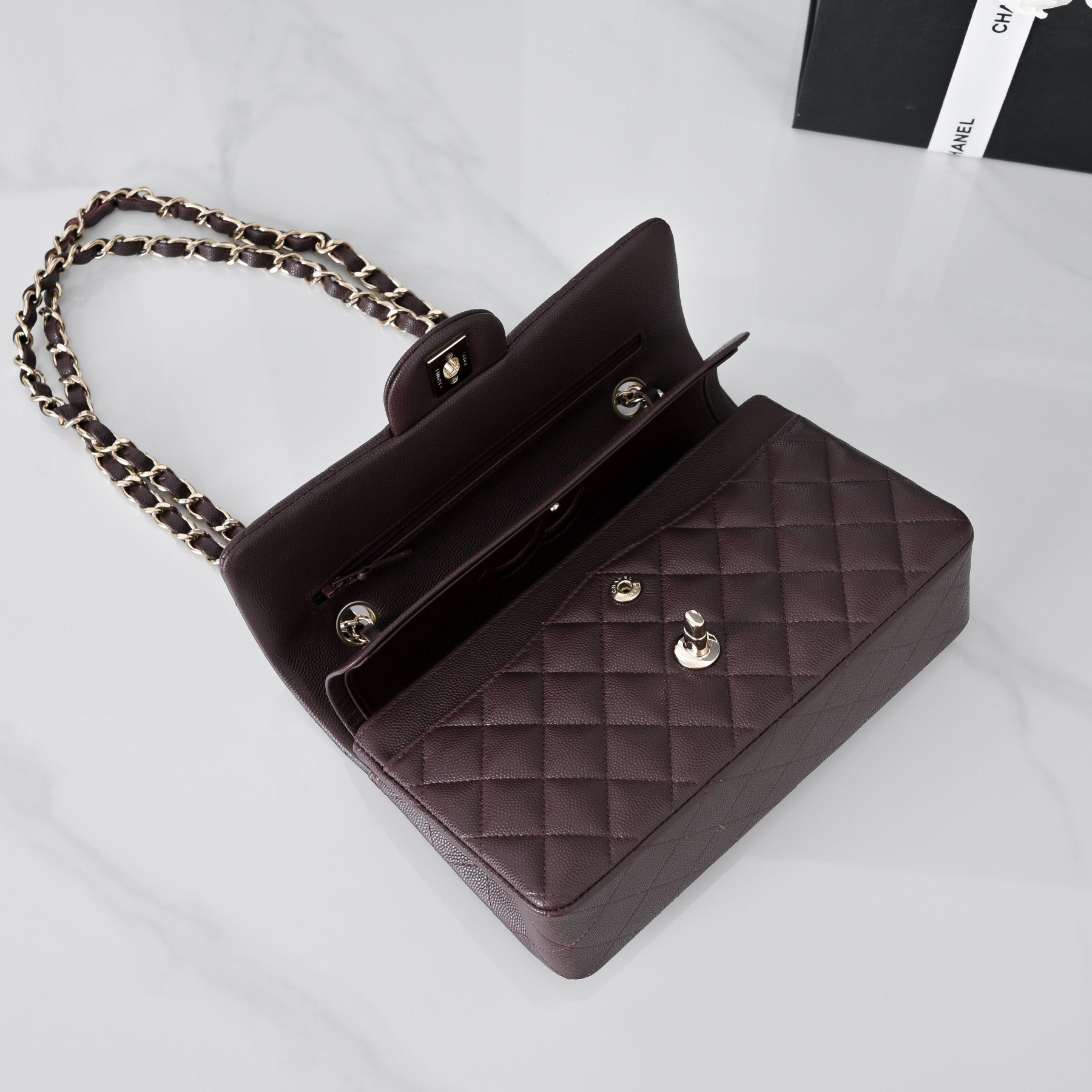 Chanel Classic Flap Bag Coffee Brown Light Gold Hardware A01113 23x14.5x6cm