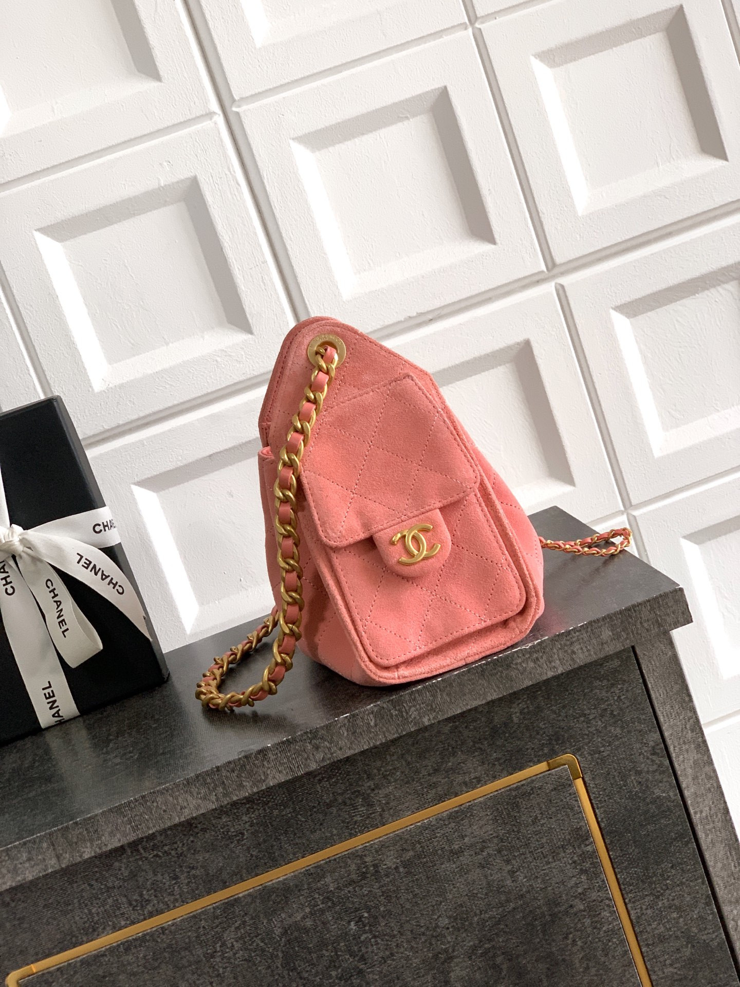 CHANEL 25C Bucket Bag 20x22x12.5cm