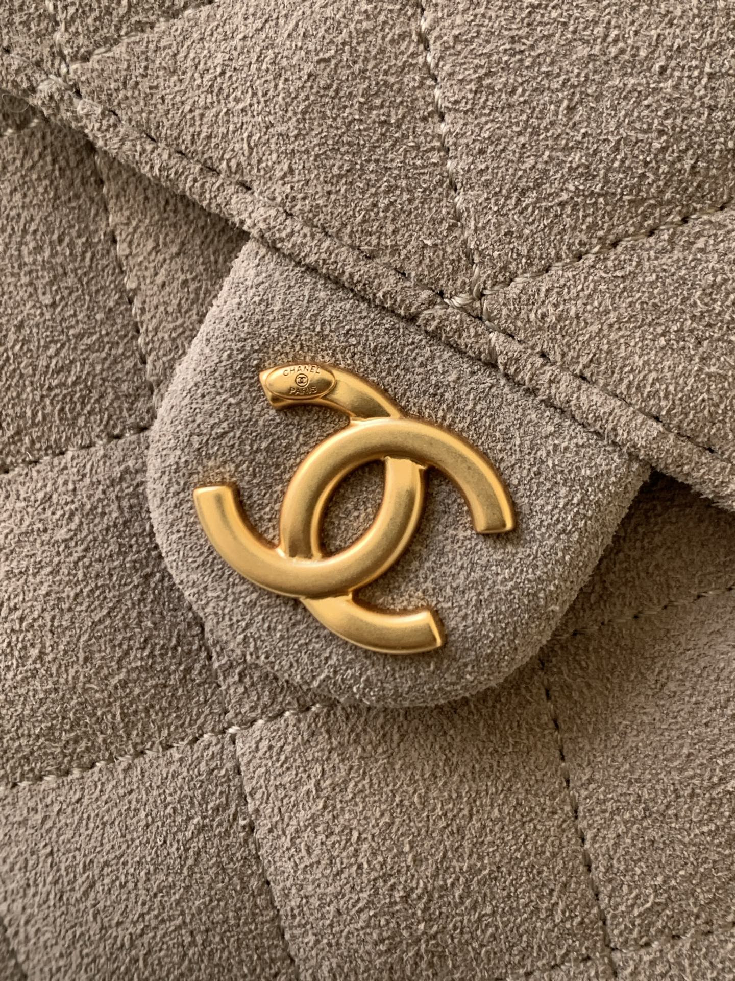 CHANEL 25C Bucket BAG 40x30x15cm