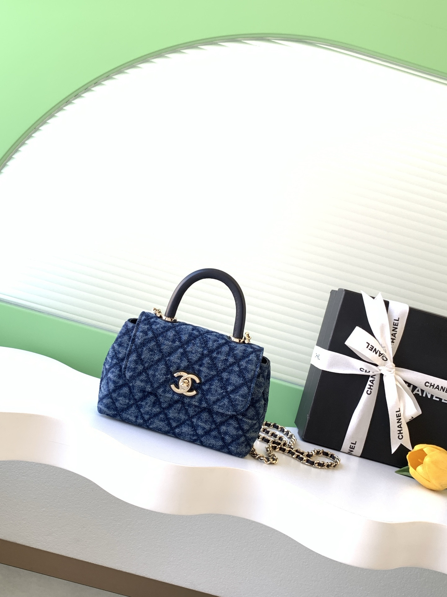 Chanel Coco Clutch with chain AP4244 11.5x14.5x5.5cm