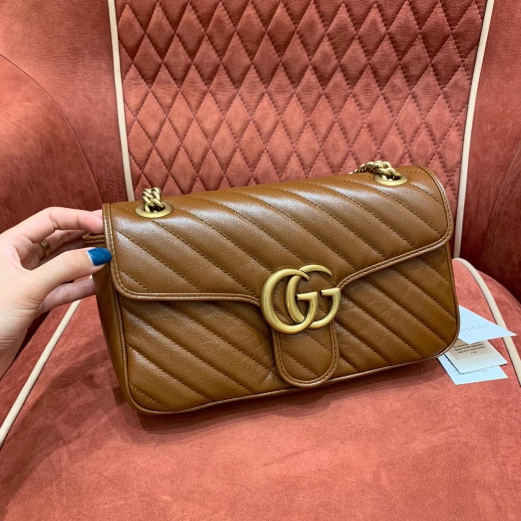 Gvc*1 GG Marmont small matelasse shoulder bag 26cm