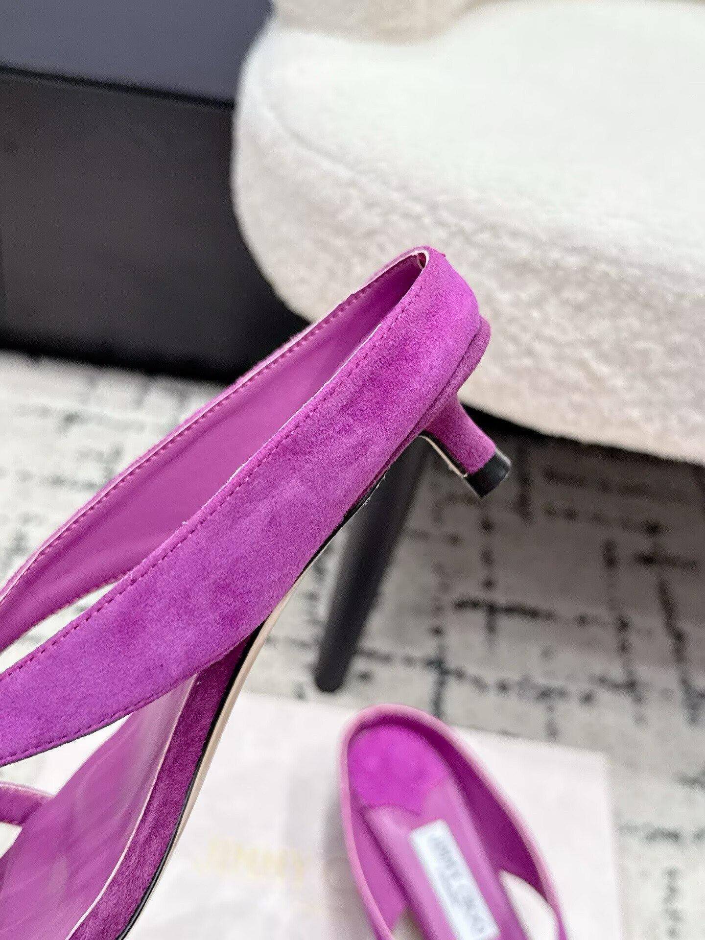 ua J1m*y Ch00 emeri sandals
