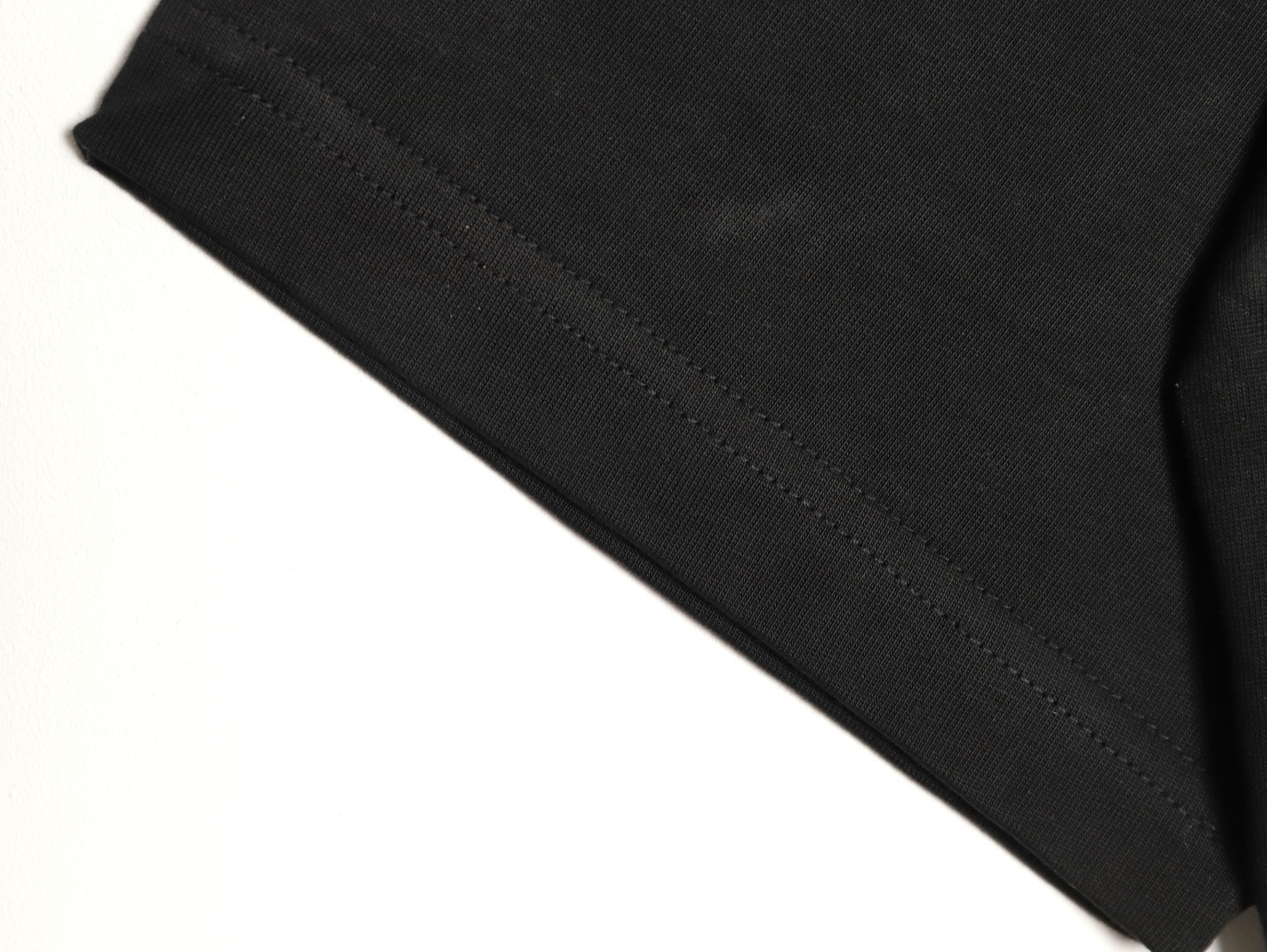 L0ew* short-sleeved t-shirt