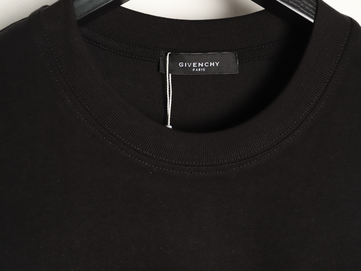 G1uenchy short-sleeved t-shirt