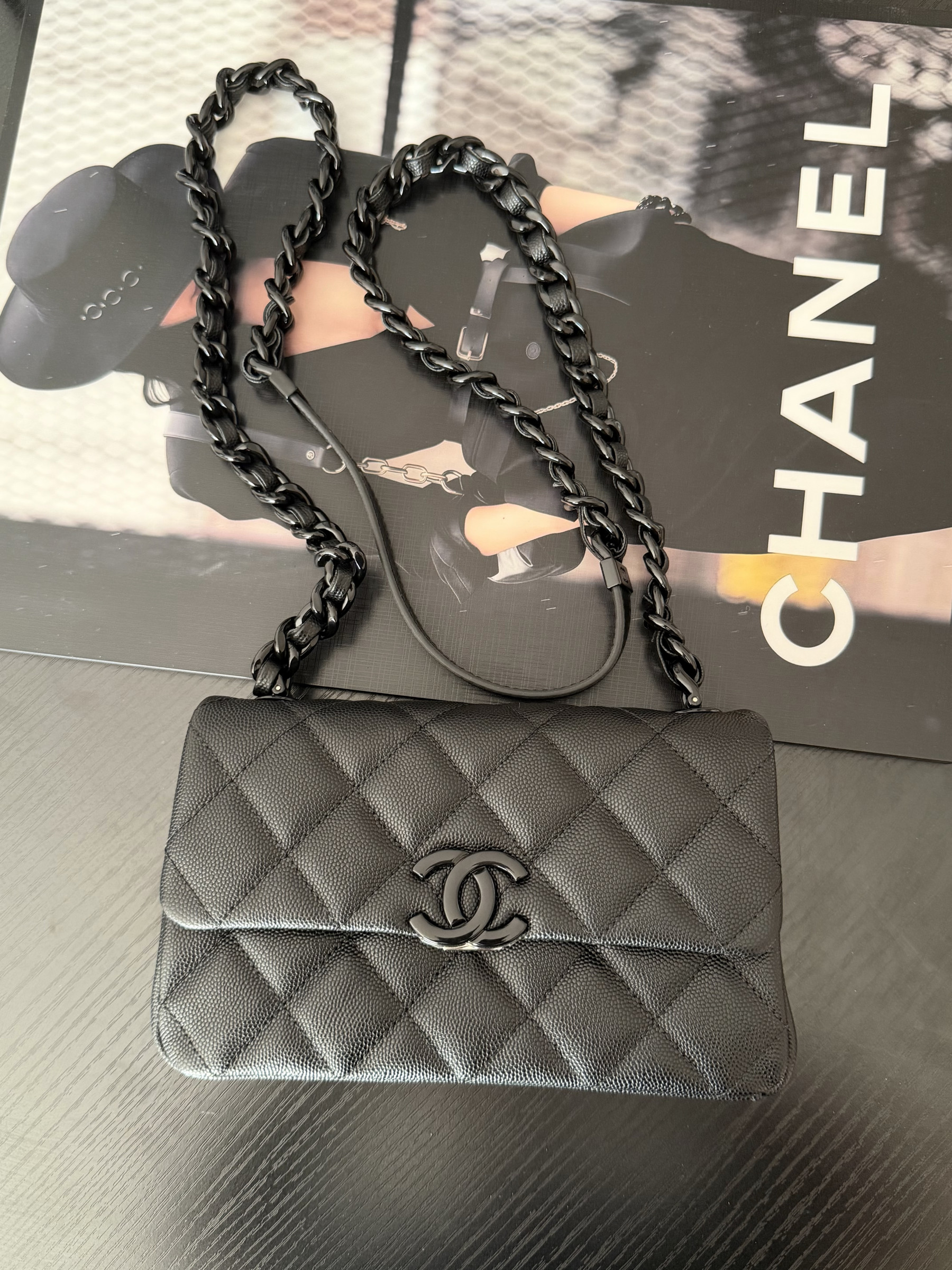 Chanel Flap Bag AS2302 20x12.5x6cm