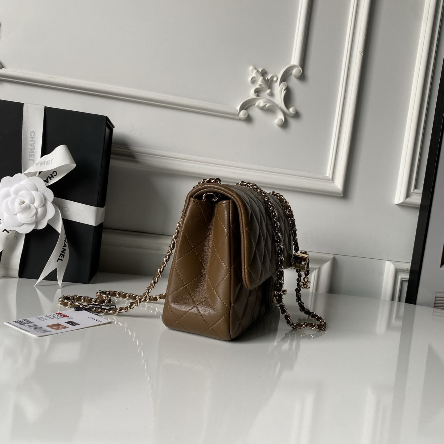 Chanel Classic Flap Handbag CF AS5756 14.5x23.5x7cm