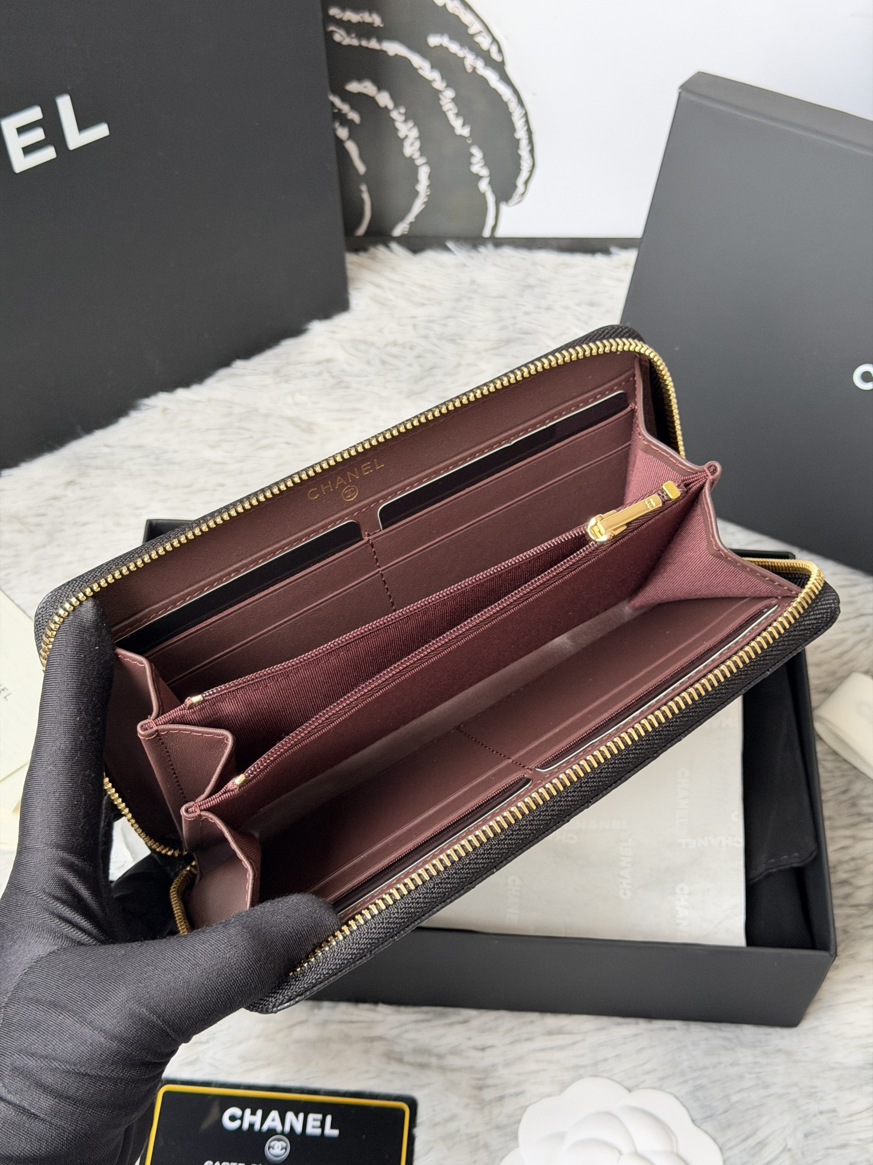Chanel Zip Around Wallet 80758 10x19x3cm