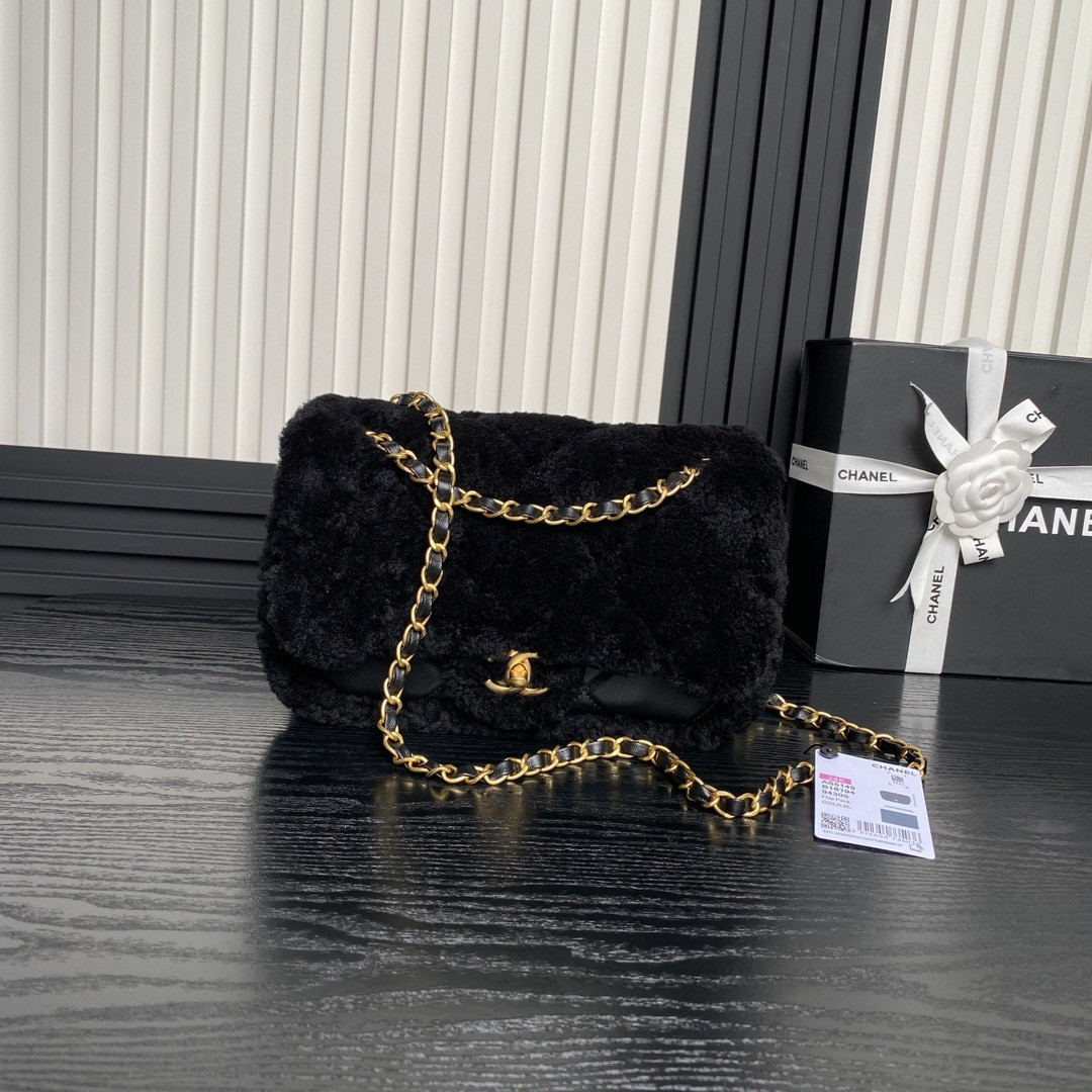 Ch**el Flap Bag 16 × 23.5 × 7.5 cm