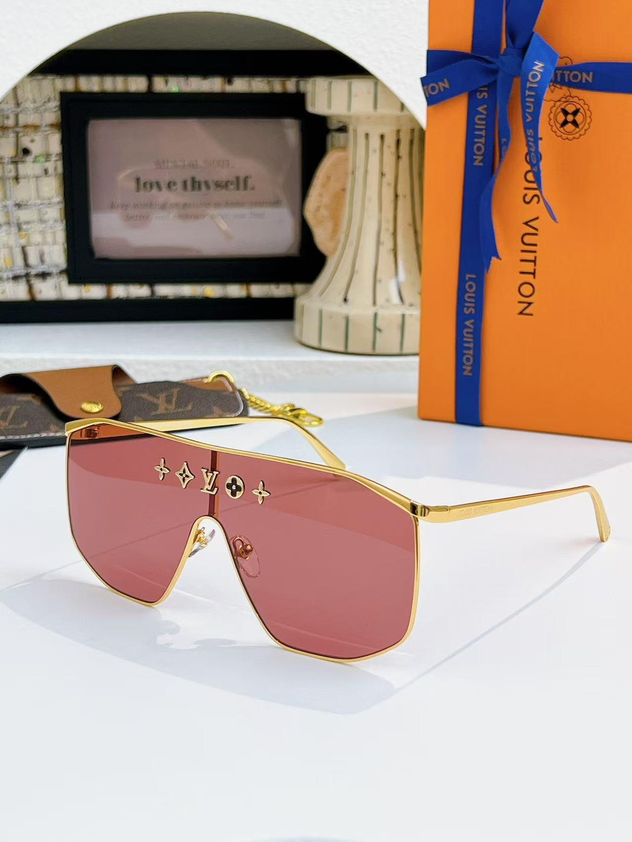 LV Glasses