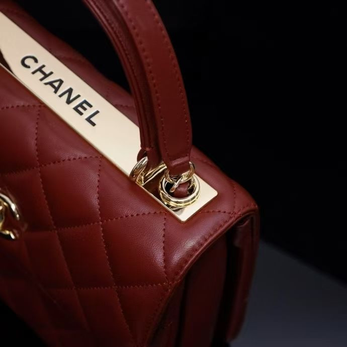 CHANEL FLAP BAG WITH TOP HANDLE 17x25x12cm