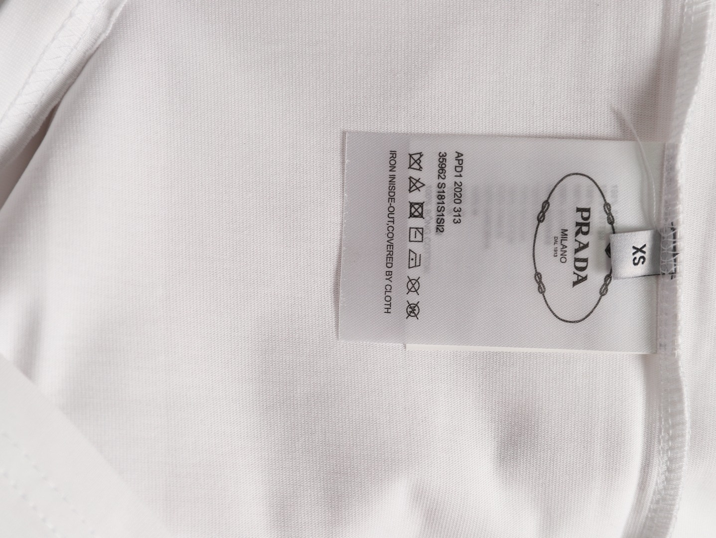 Pra*a 26ss short-sleeved t-shirt