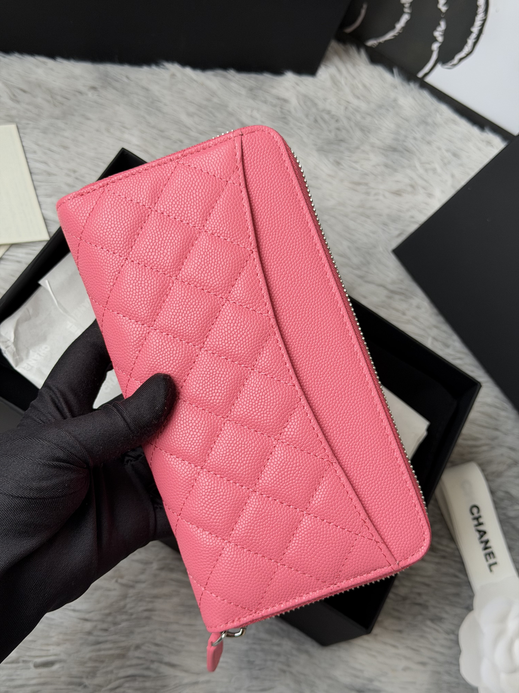 Chanel Zip Around Wallet 80758 10x19x3cm