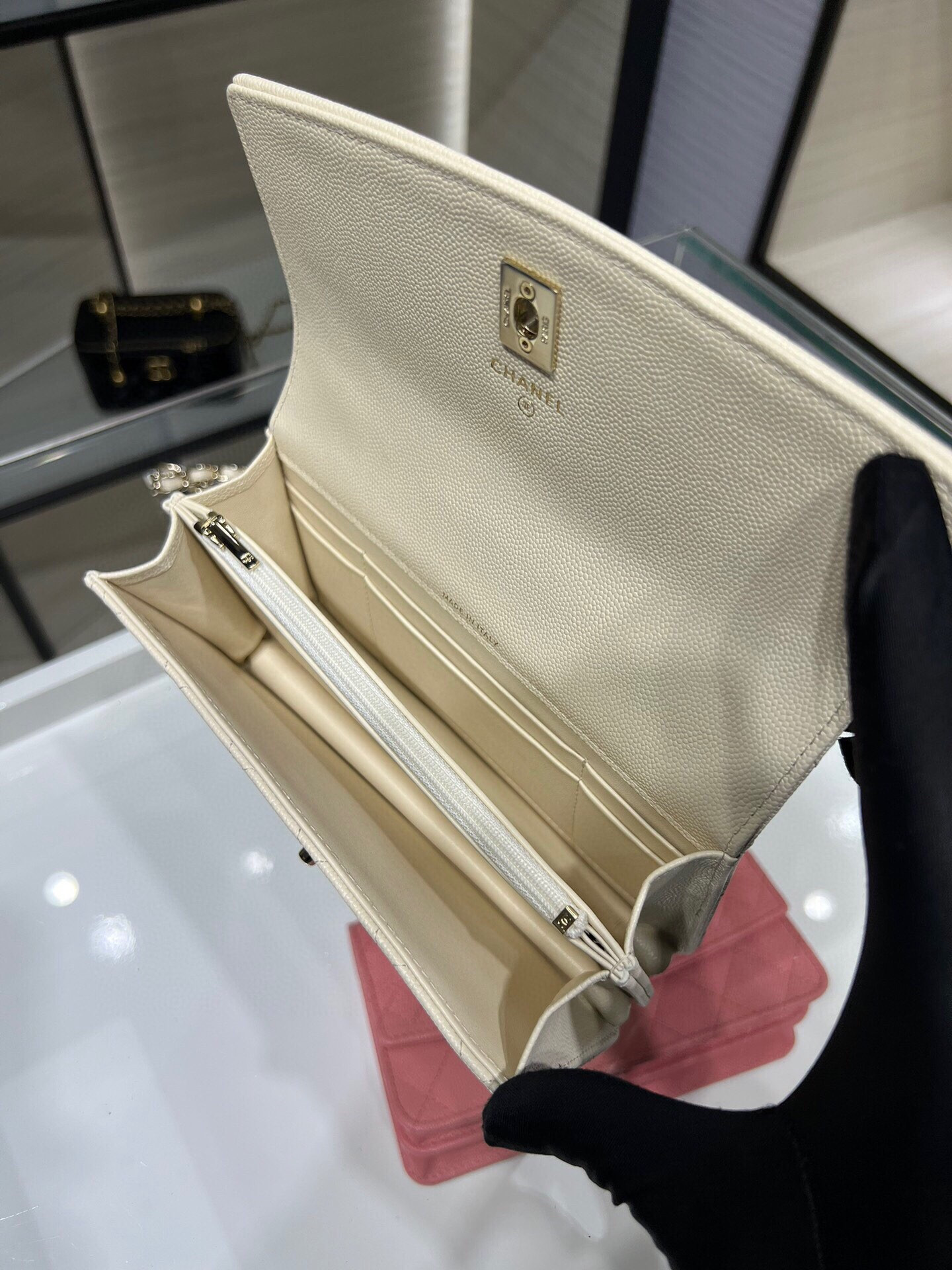 Chanel Mini Coco Handle Bag AP4402 19x11x6cm