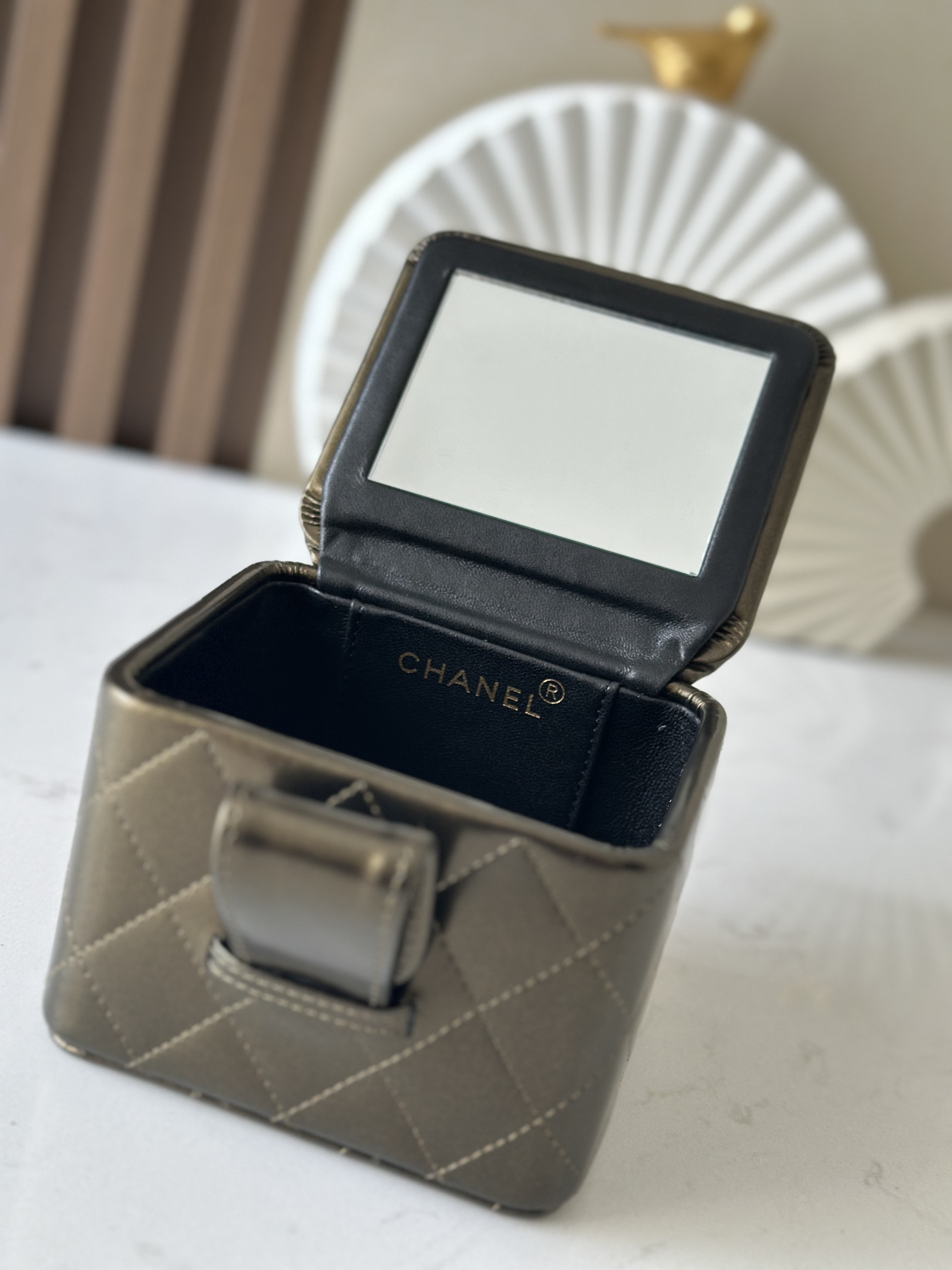 Chanel Vintage Cosmetic Bag 11x9.5x8.5cm