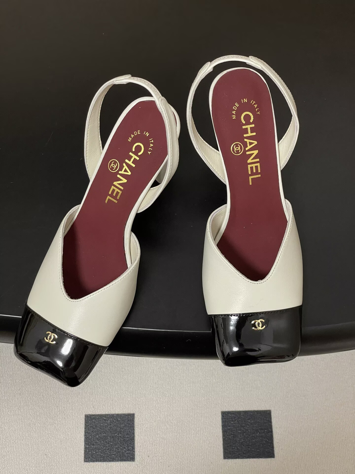 ua Ch**el slingbacks