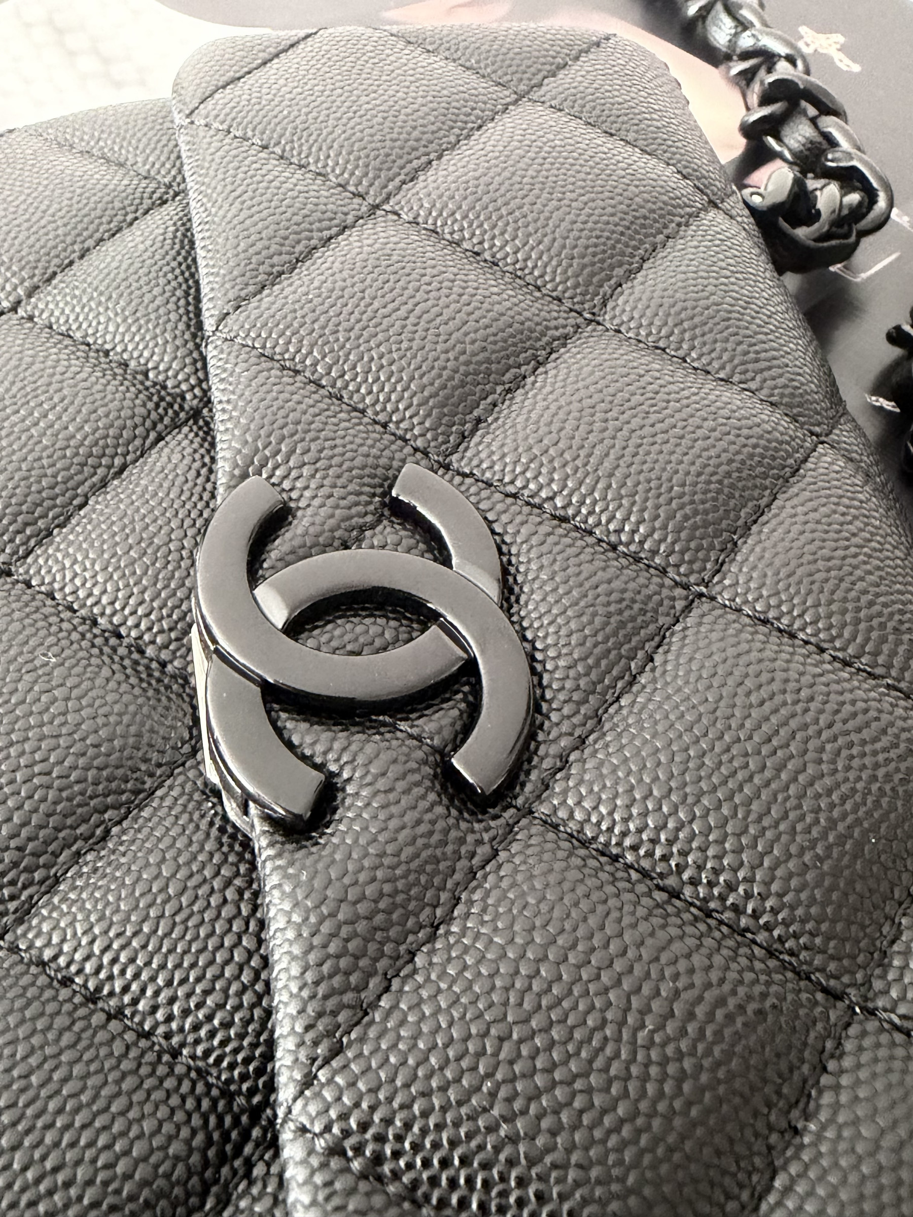Chanel Flap Bag AS2302 20x12.5x6cm
