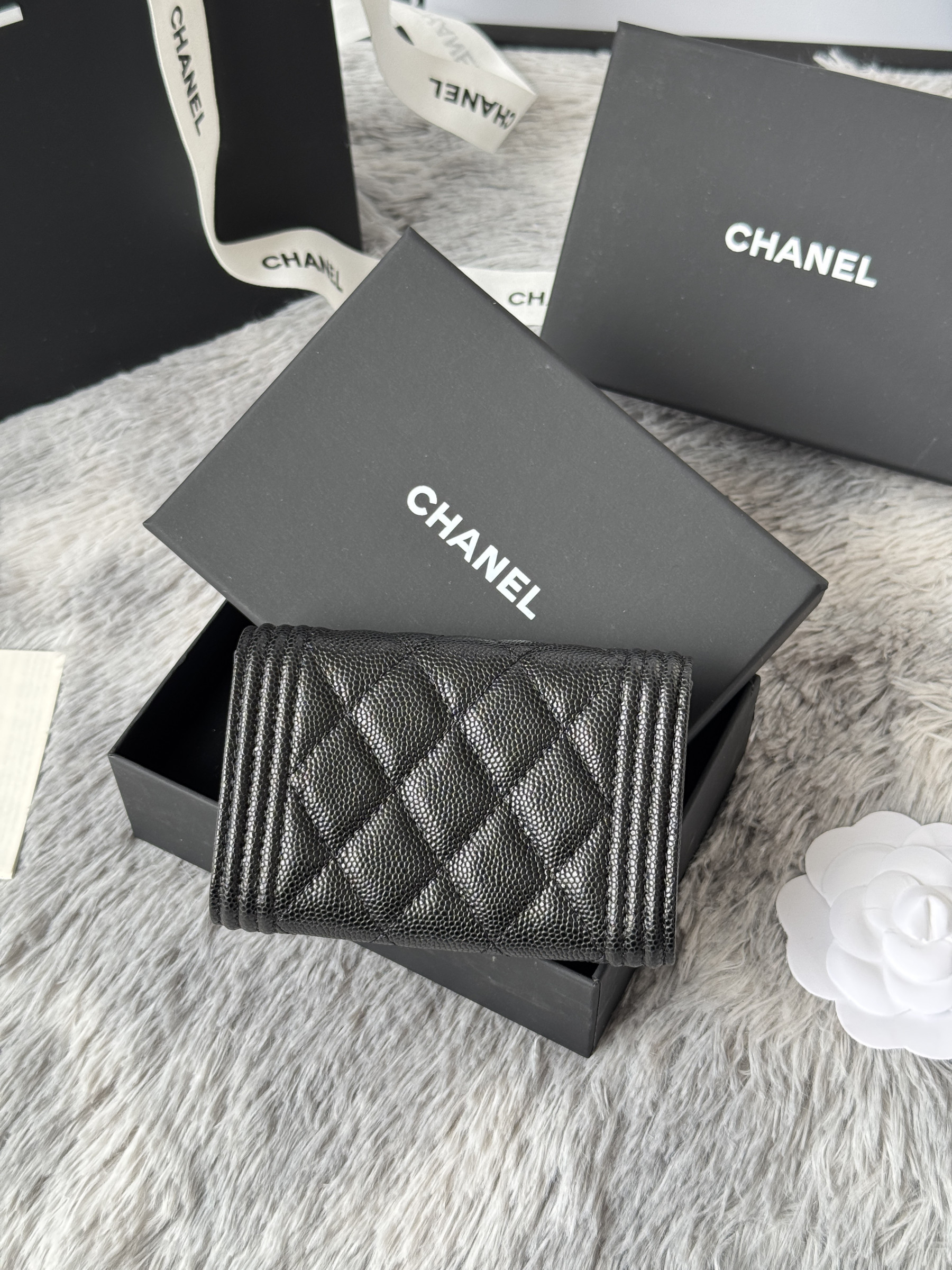 Chanel BOY CHANEL Flap Card Holder A80603 7.5x11.3x2.1cm