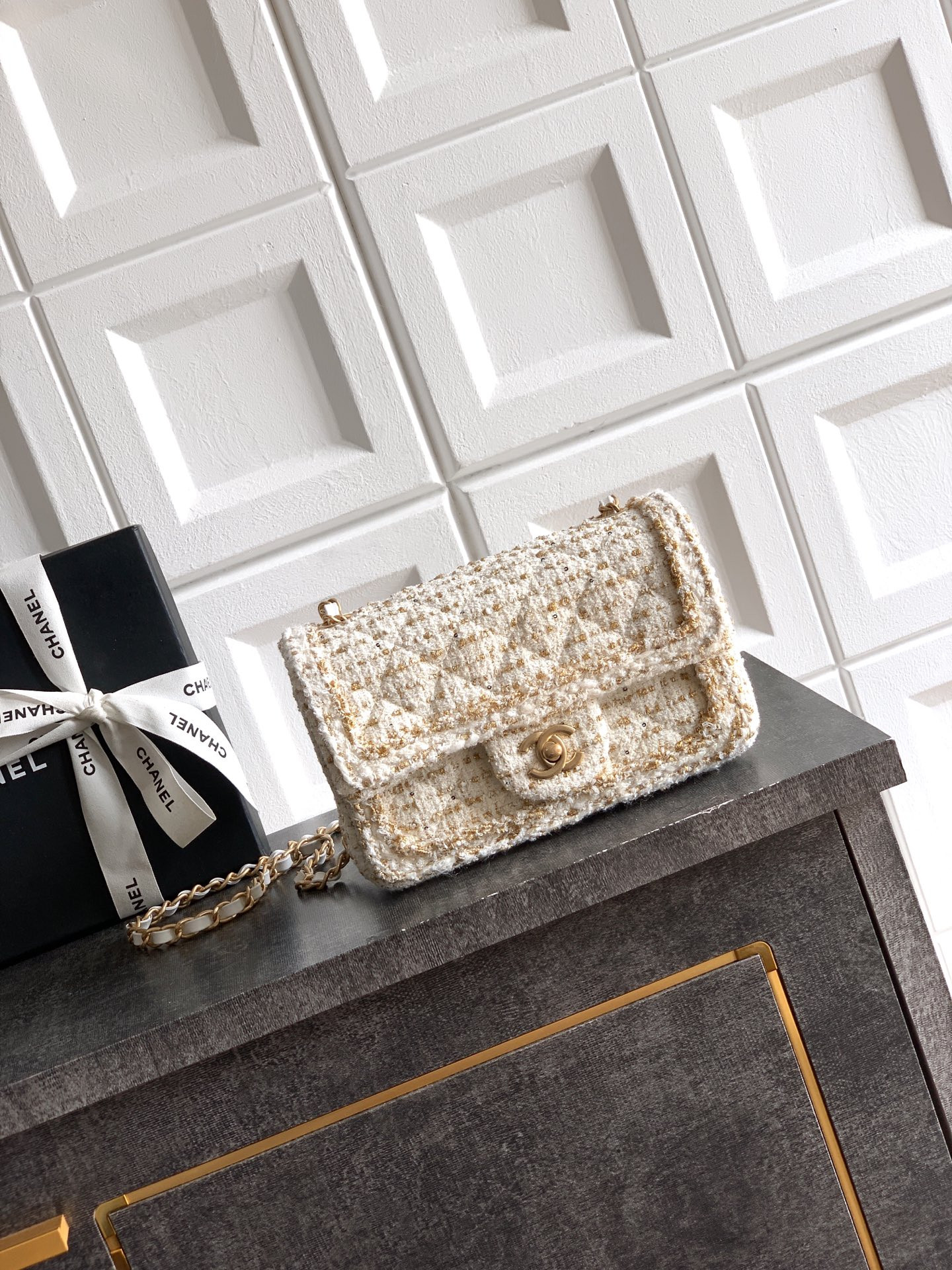 Chanel Mini Flap Bag 20x12x6cm