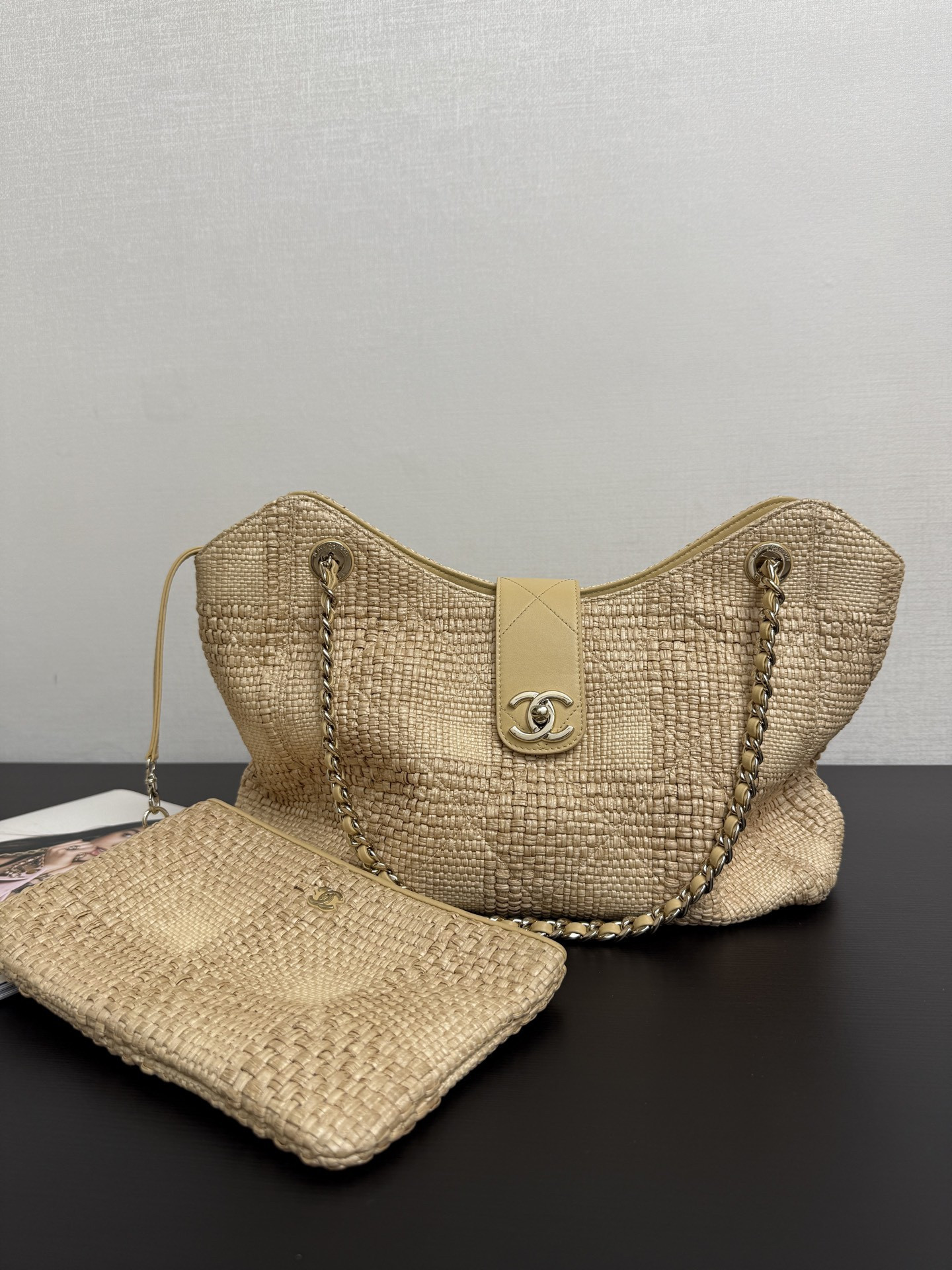 Chanel Shopping Bag 26x40x12cm