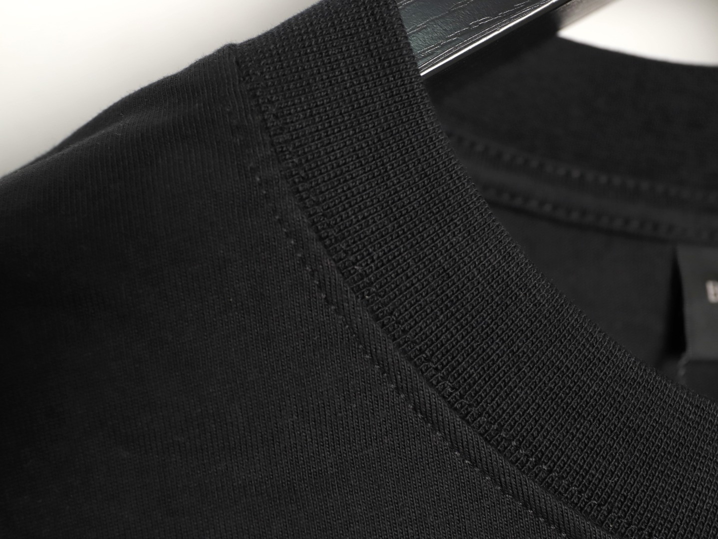 Ba1en*iaga short-sleeved t-shirt