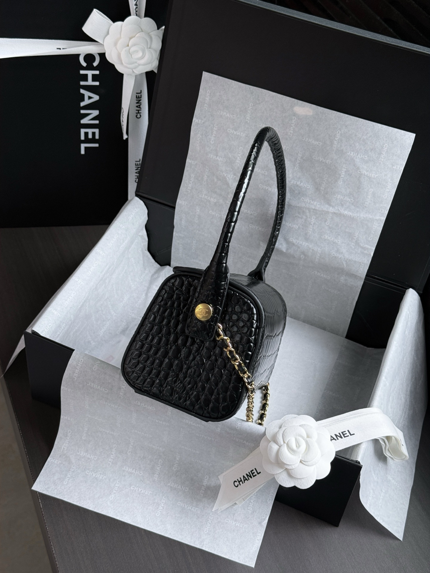 Chanel Clutch with chain AP5294 11x23x12.5cm