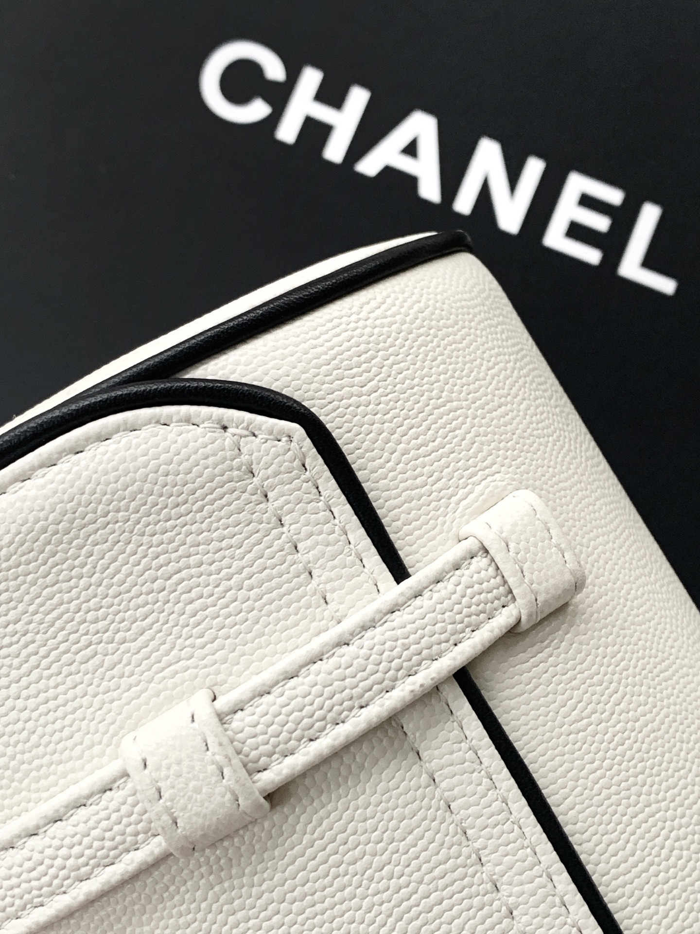Chanel Preppy Coco 11x30x11cm